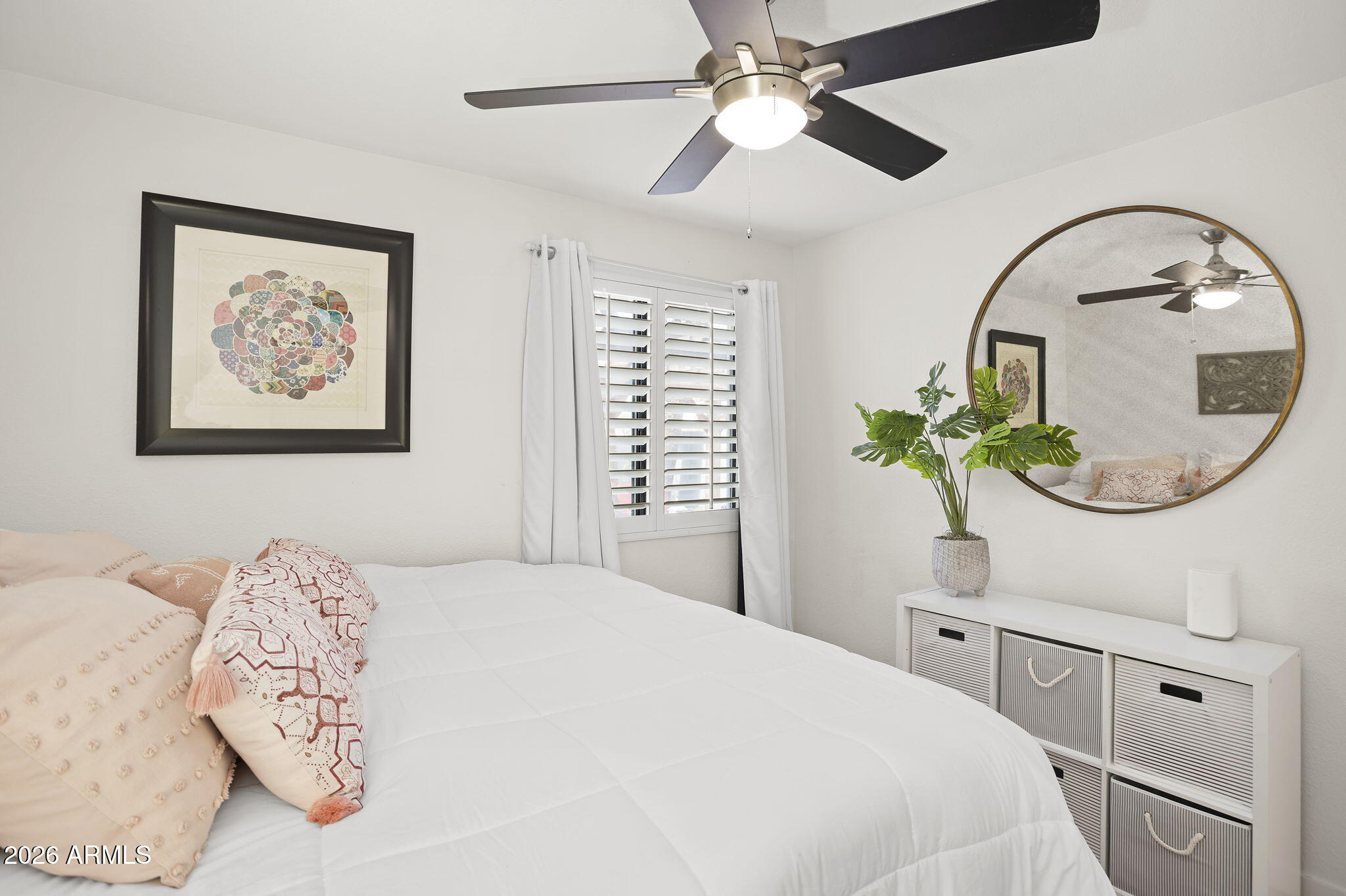 MELROSE PARADISE UNIT 6 - Residential Lease