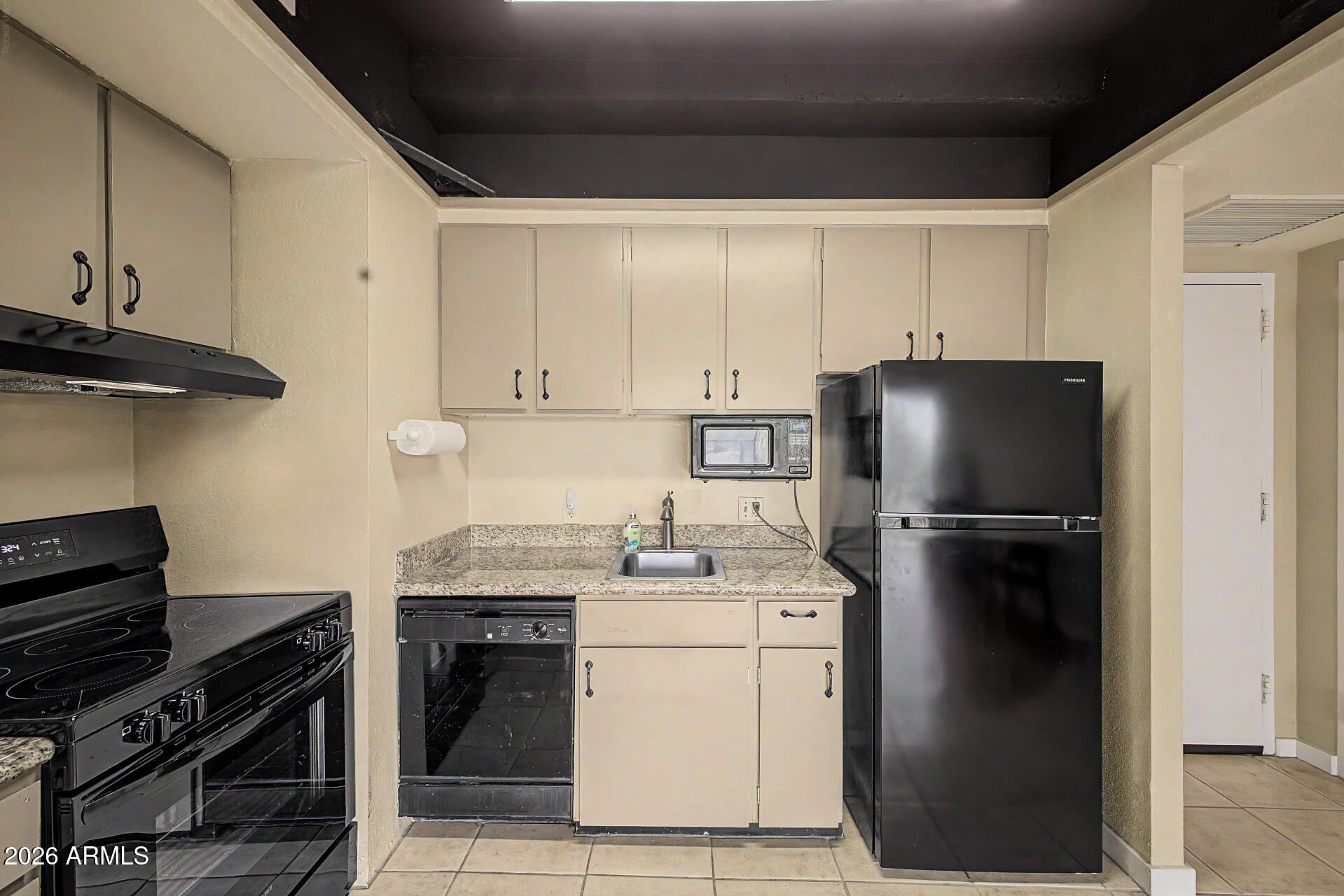 LANDMARK TOWERS CONDOMINIUM - Residential