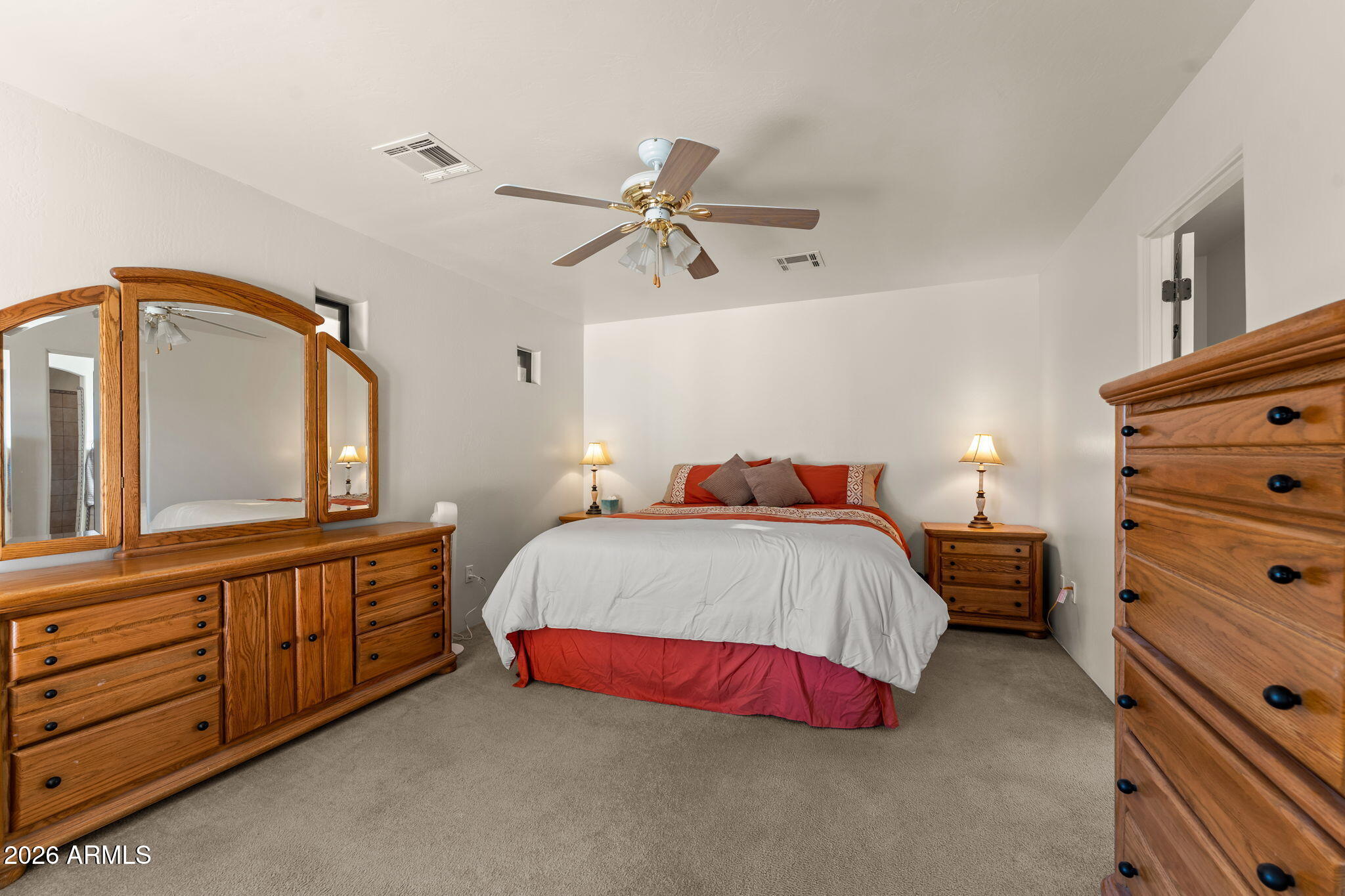 VISTA ROYALE - Residential