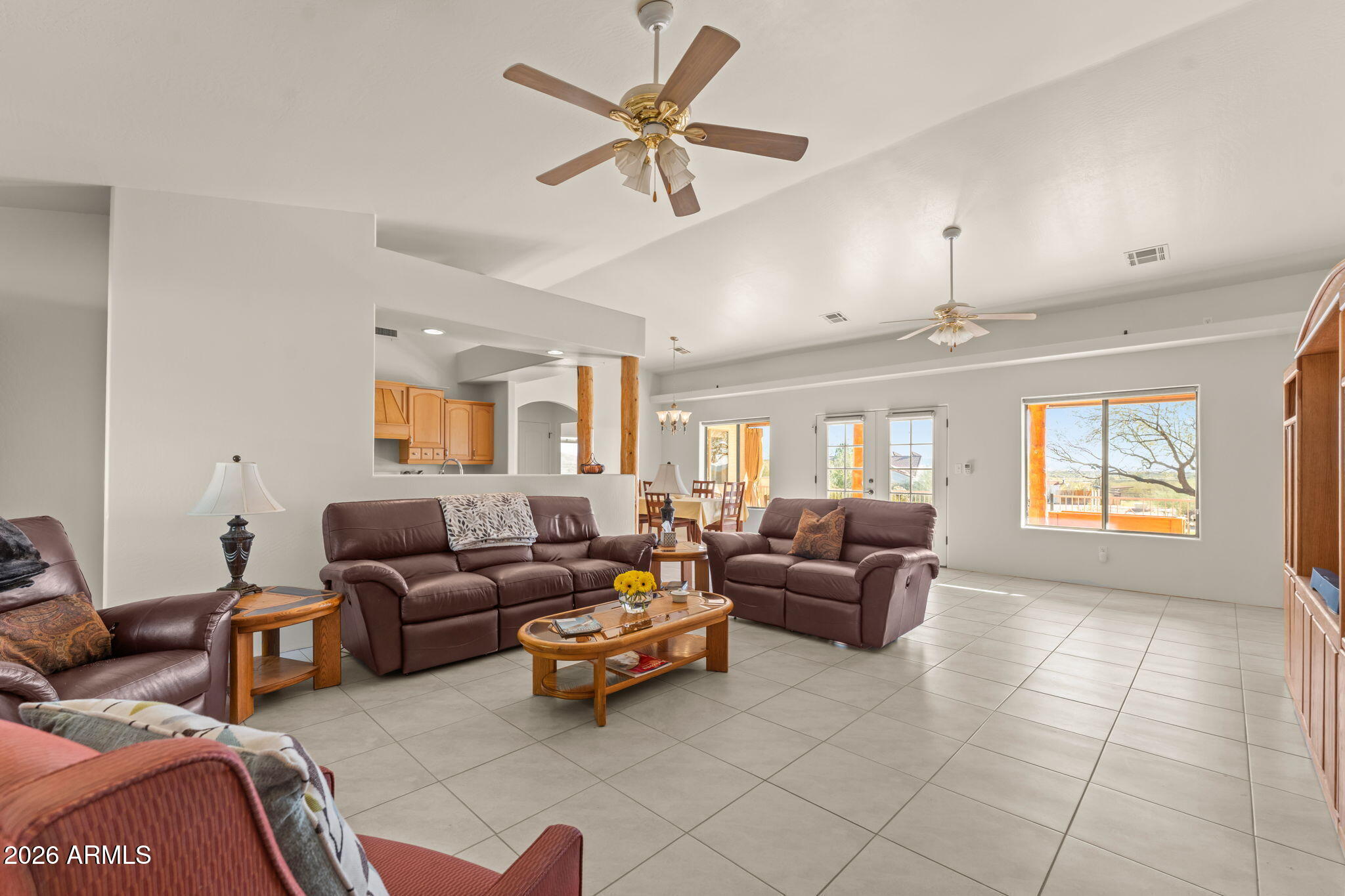 VISTA ROYALE - Residential