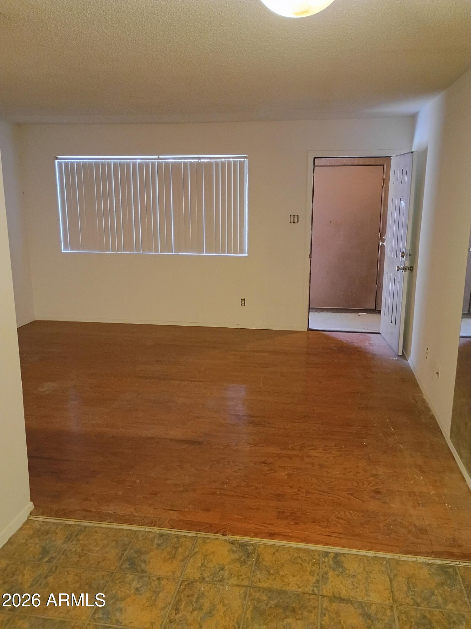 GRAYBRIAR UNIT 1001-1100 2001-2100 - Residential
