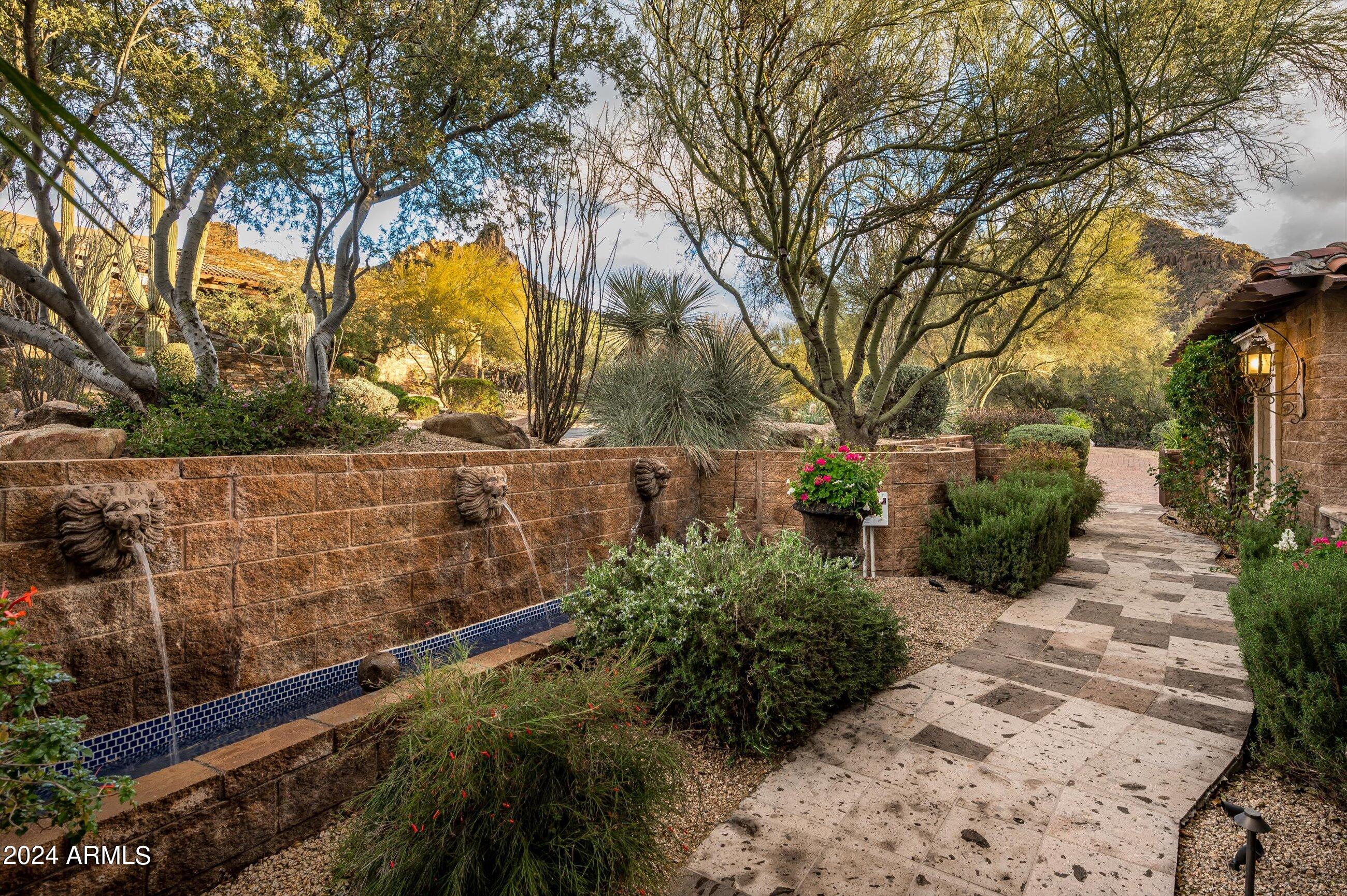 ESTANCIA - Residential