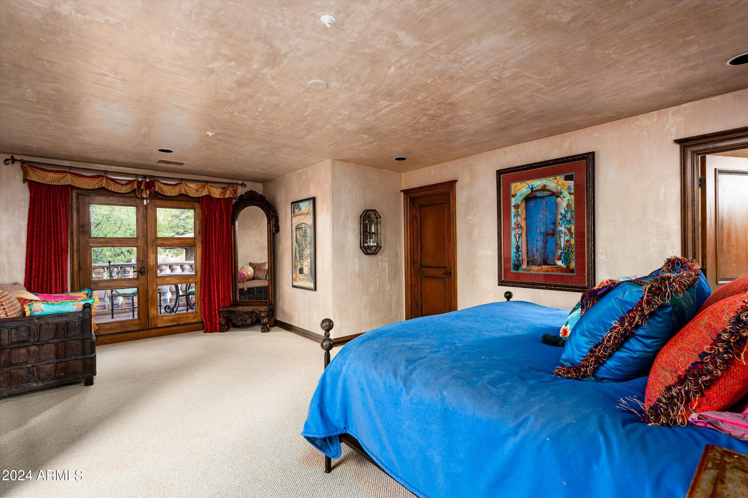 ESTANCIA - Residential