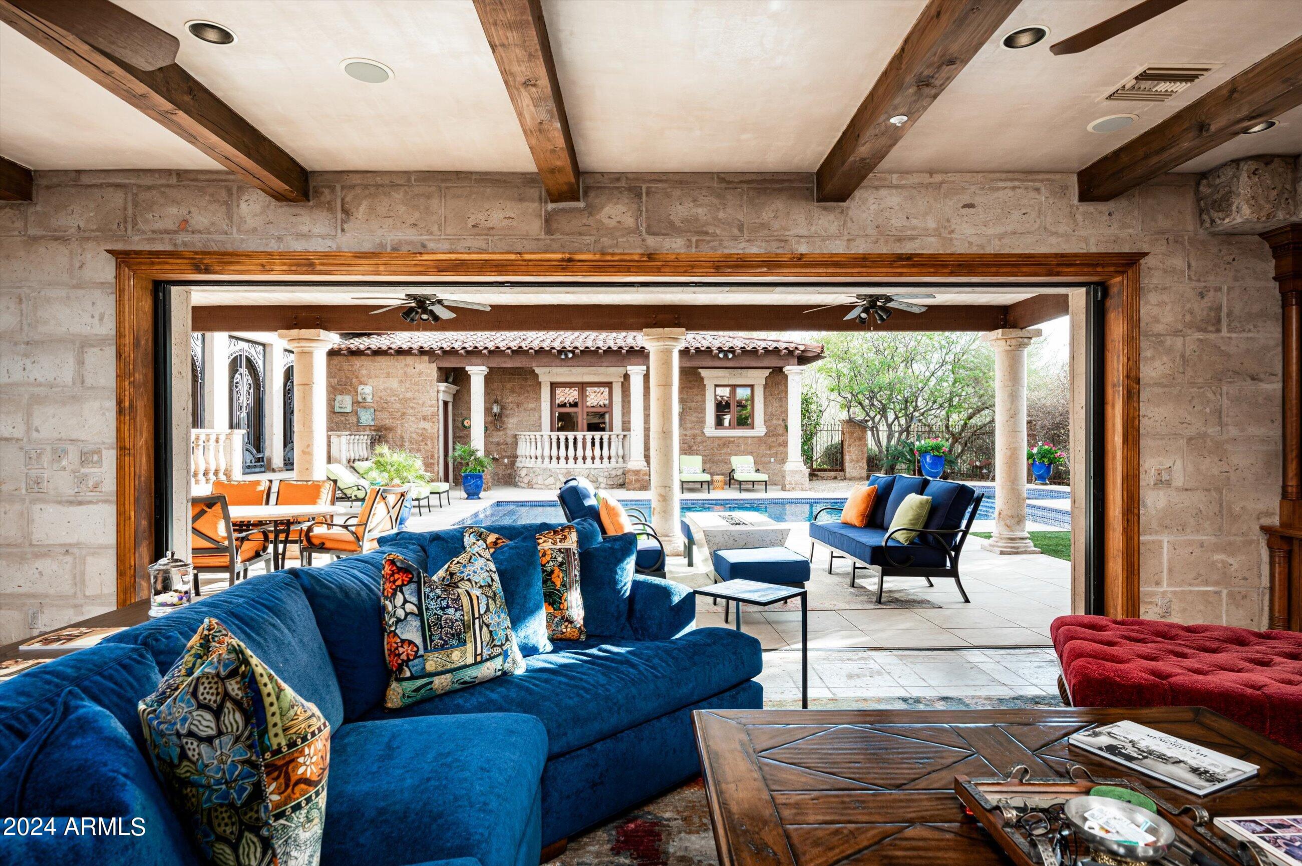 ESTANCIA - Residential