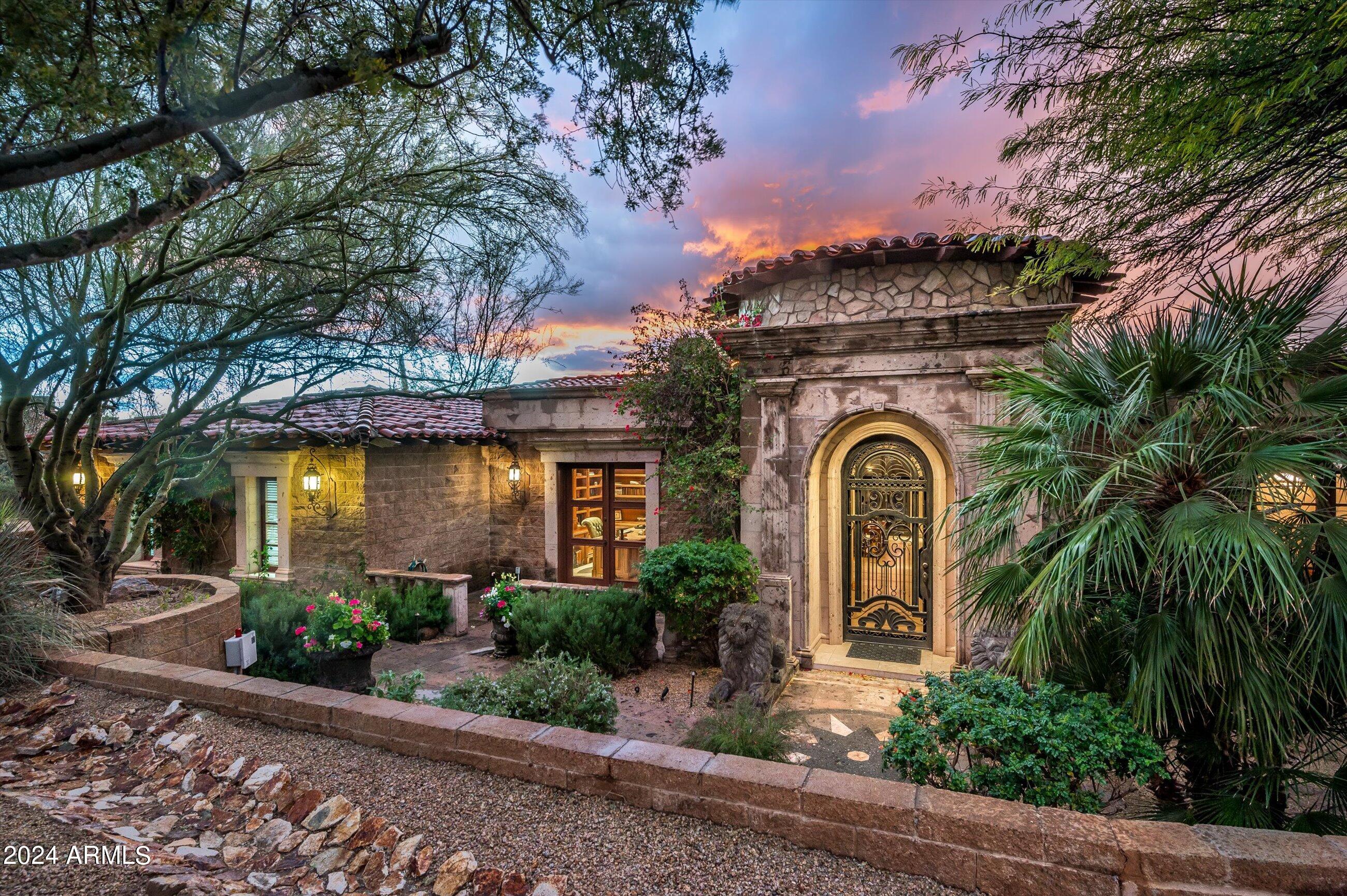 ESTANCIA - Residential