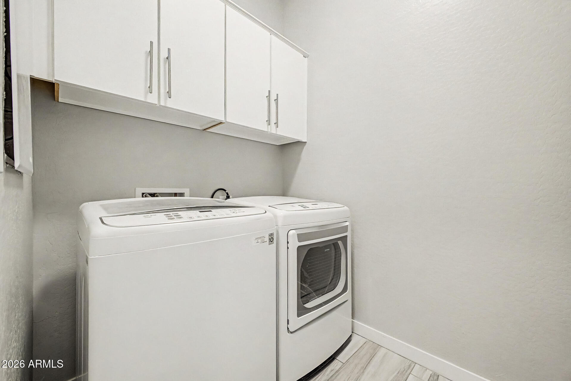 VANTAGE CONDOMINIUM PHASE 2 REPLAT - Residential