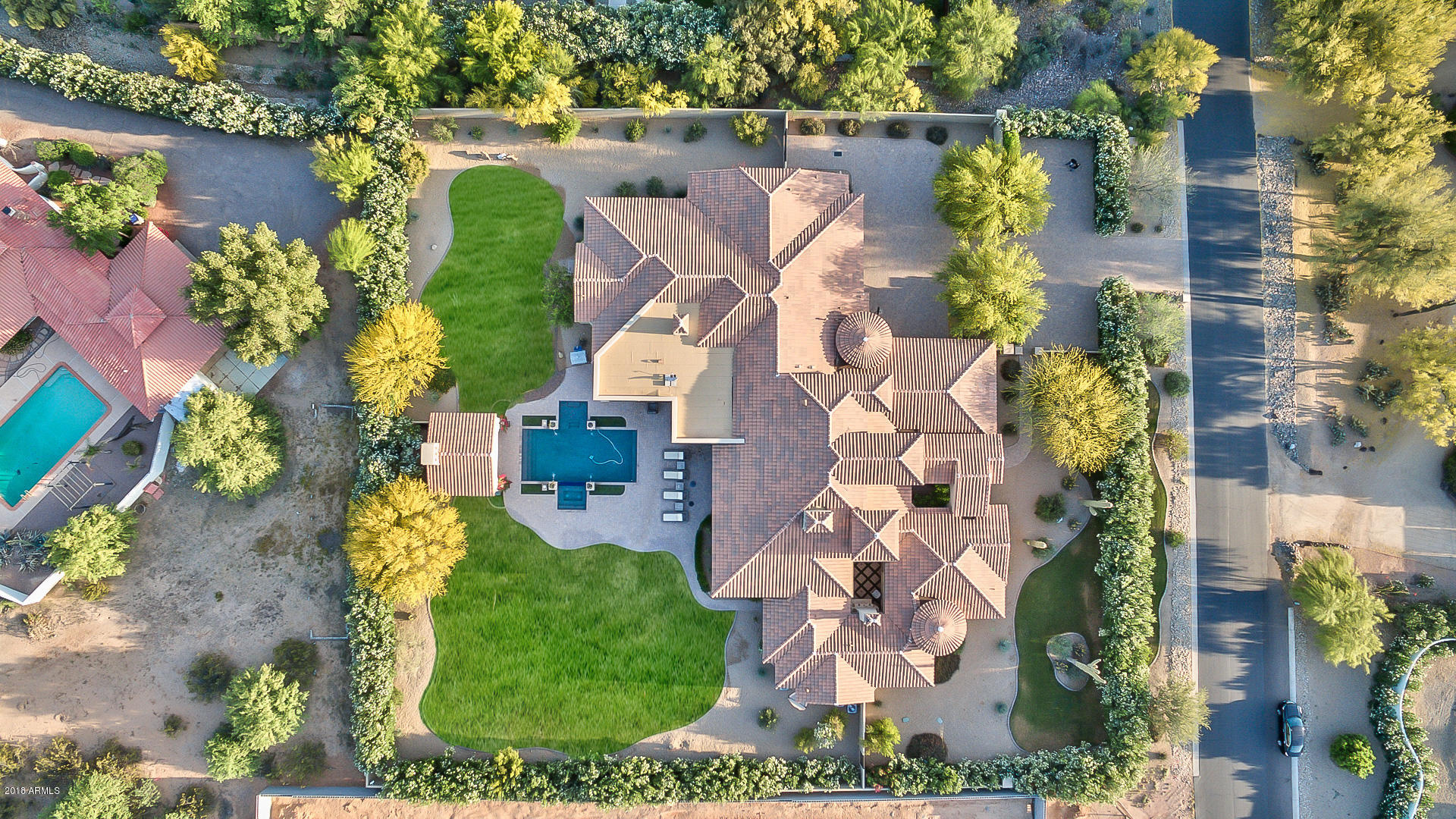 MOUNTAIN VIEW - Residential