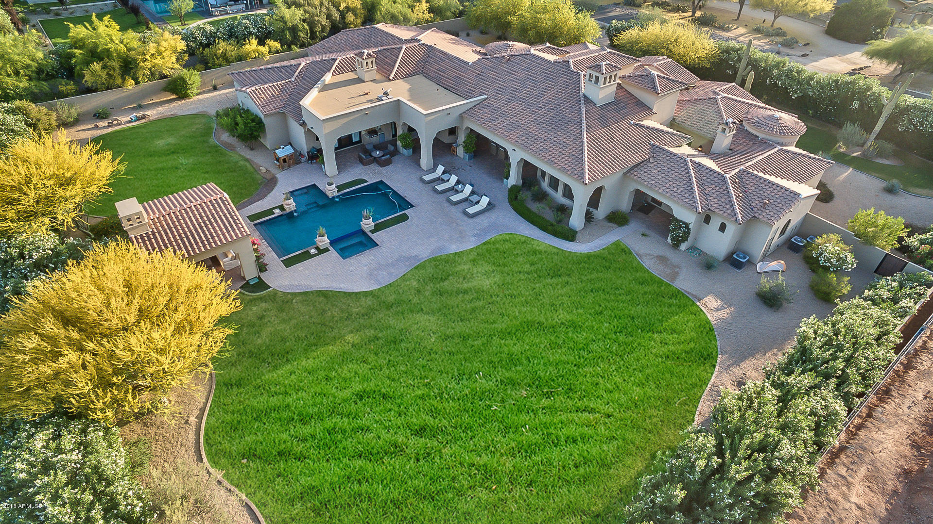 MOUNTAIN VIEW - Residential