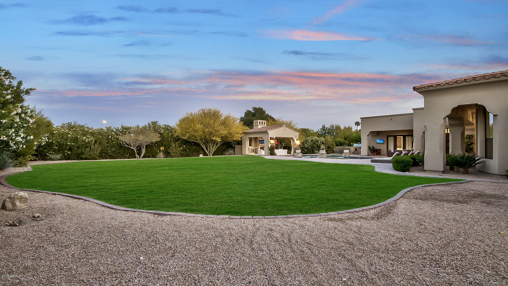 MOUNTAIN VIEW - Residential
