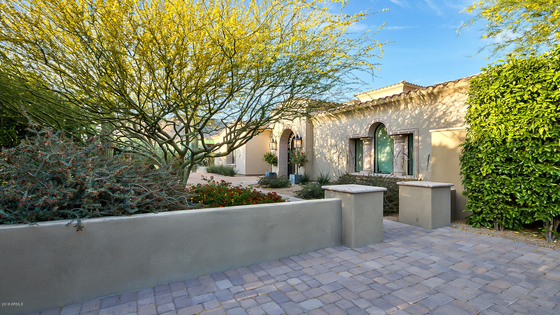 MOUNTAIN VIEW - Residential