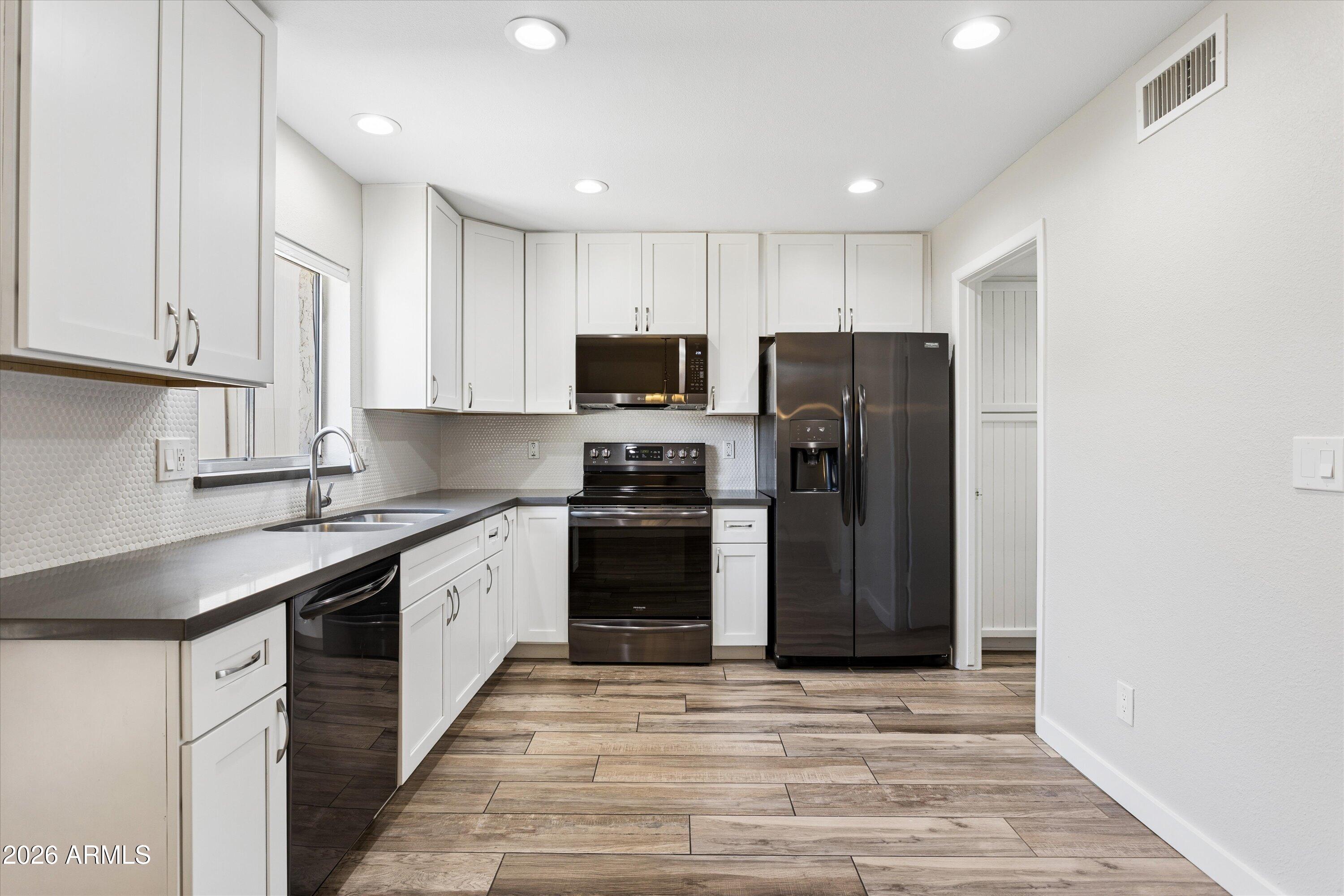 CENTRAL COMMONS AMD - Residential