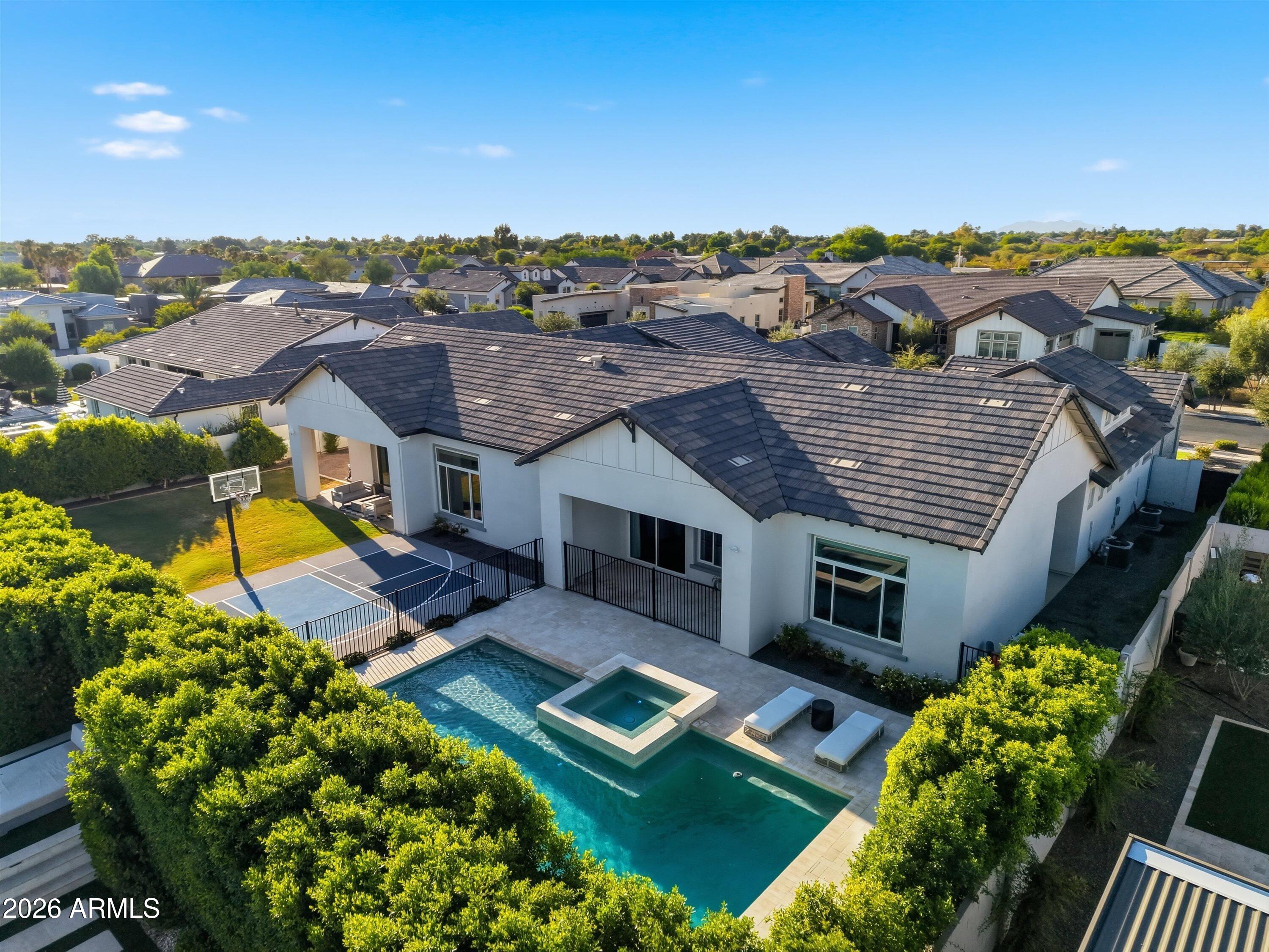 SONOQUI CREEK VILLAGE - Residential