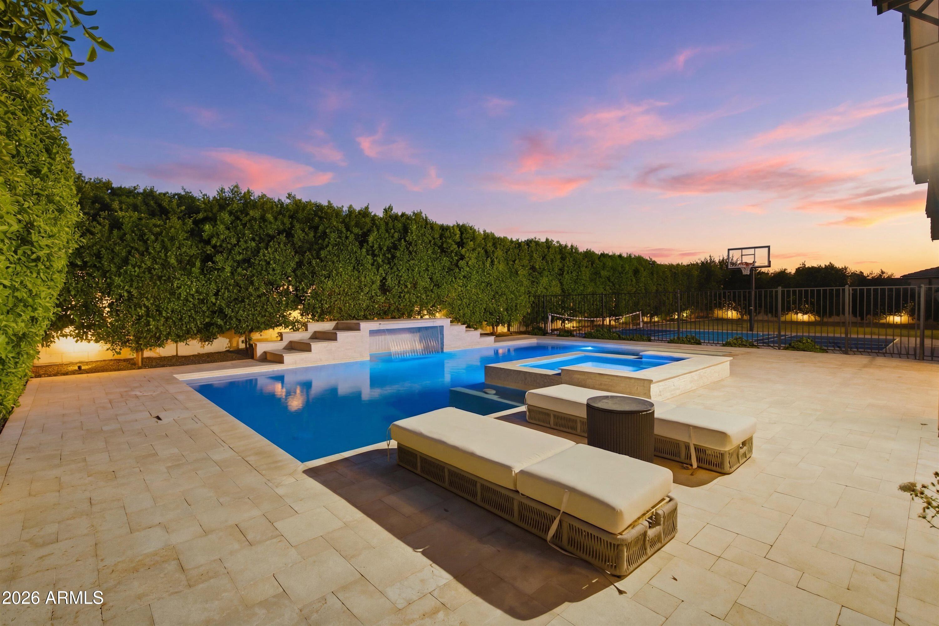 SONOQUI CREEK VILLAGE - Residential
