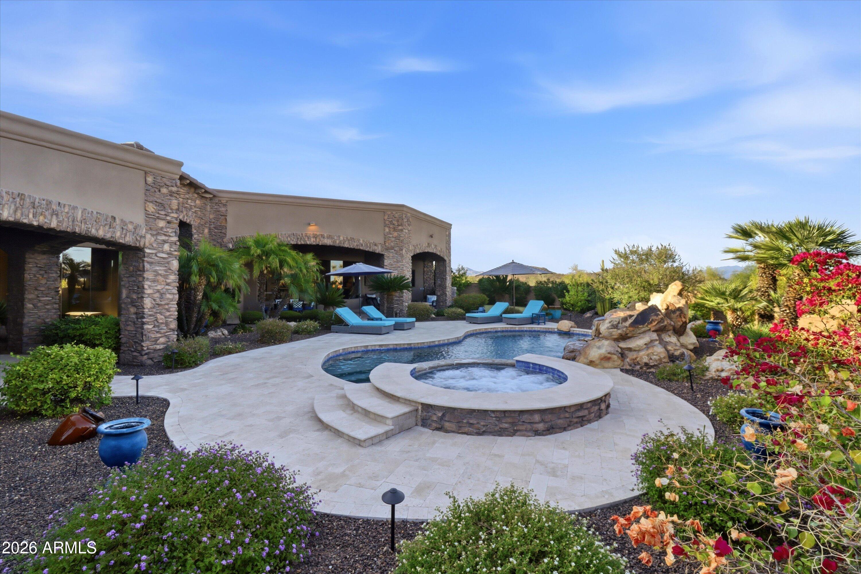 DESERT SUMMIT - Residential