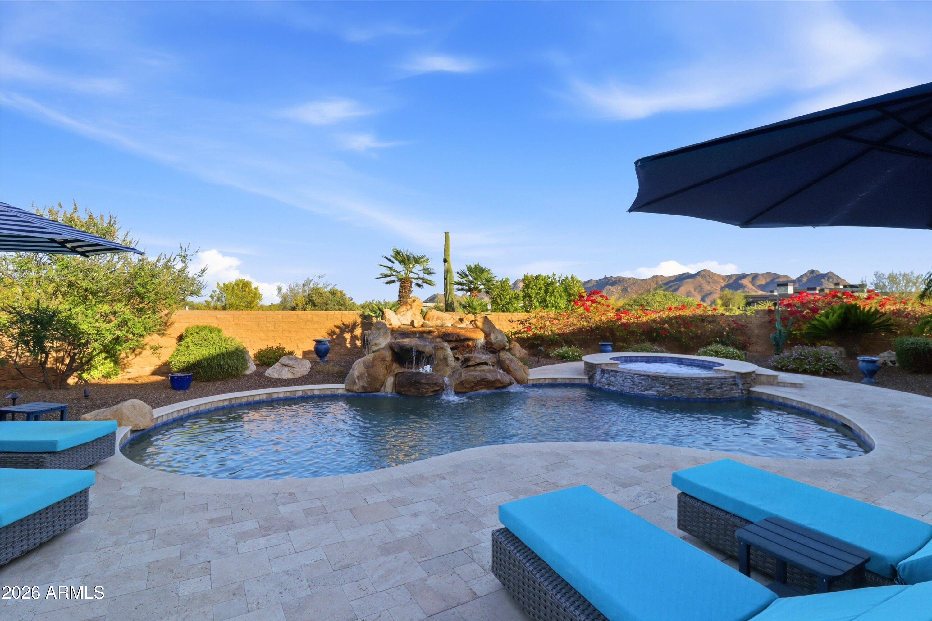 DESERT SUMMIT - Residential