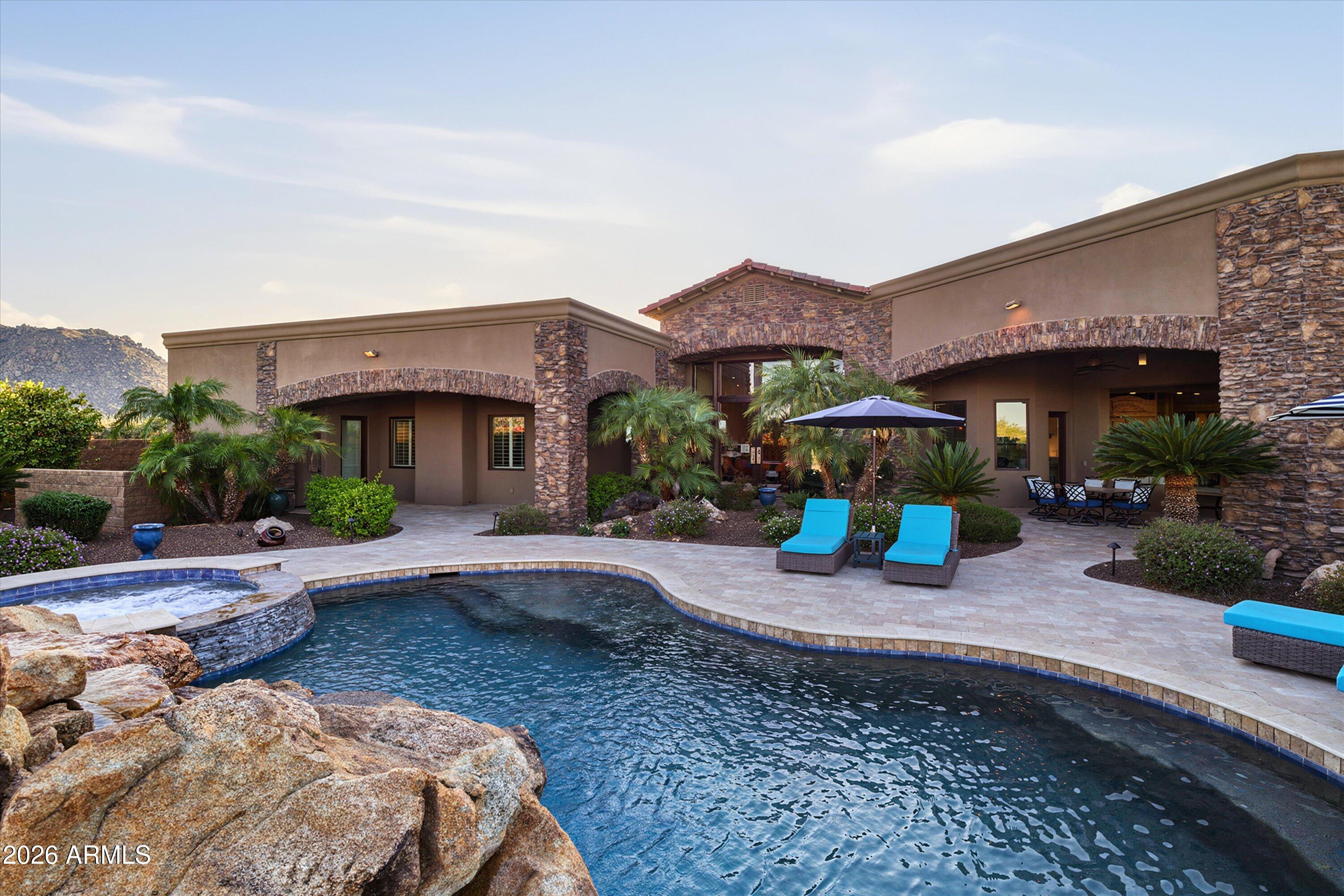DESERT SUMMIT - Residential