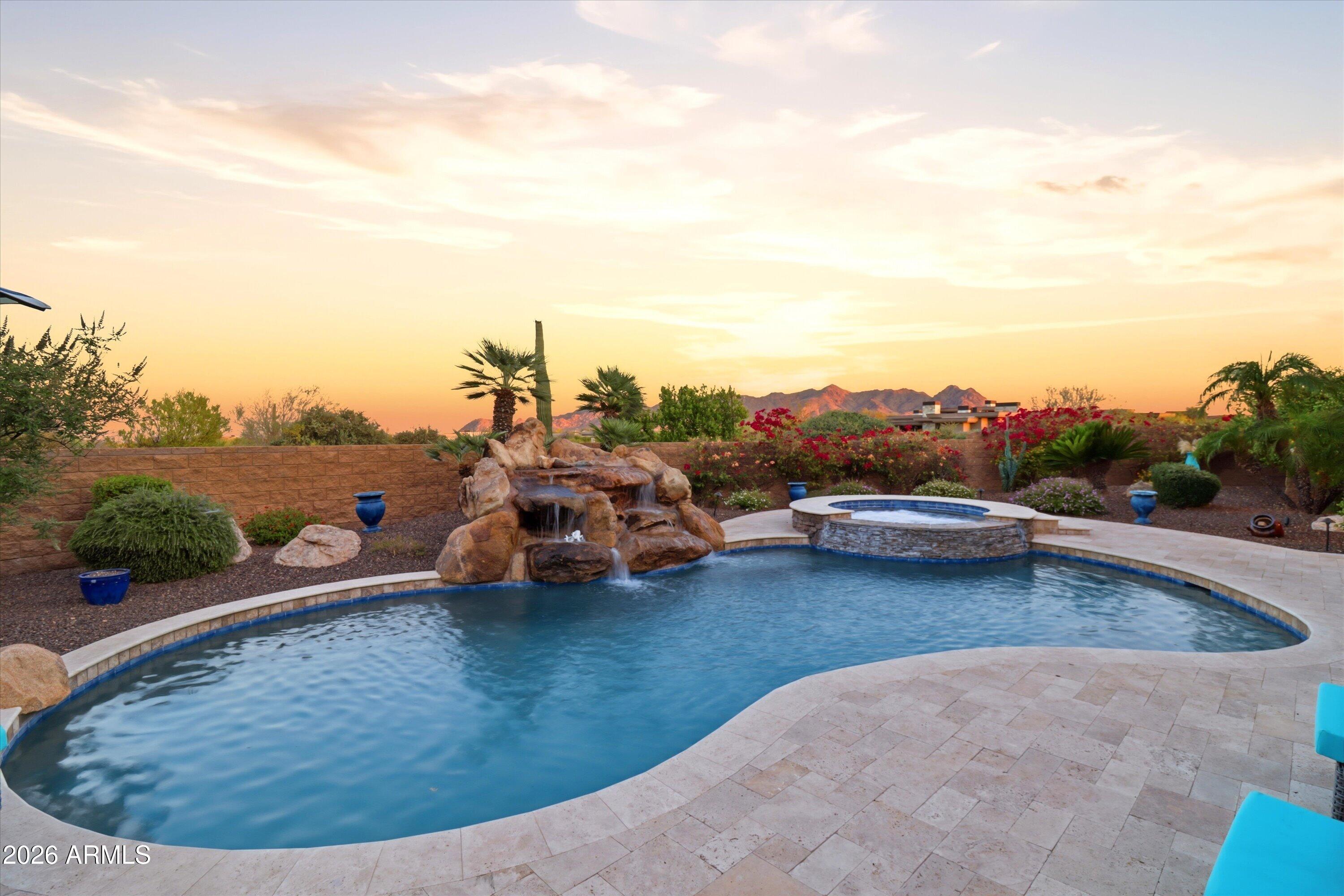 DESERT SUMMIT - Residential
