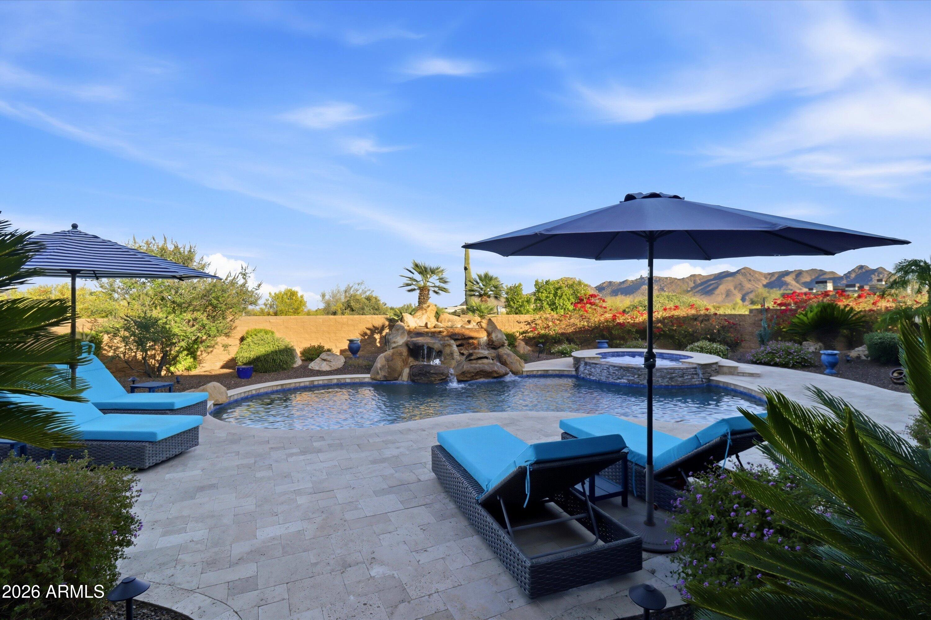 DESERT SUMMIT - Residential