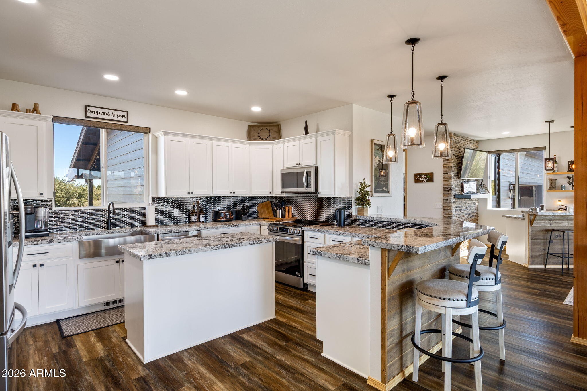 BEAR COUNTRY ESTATES - Residential