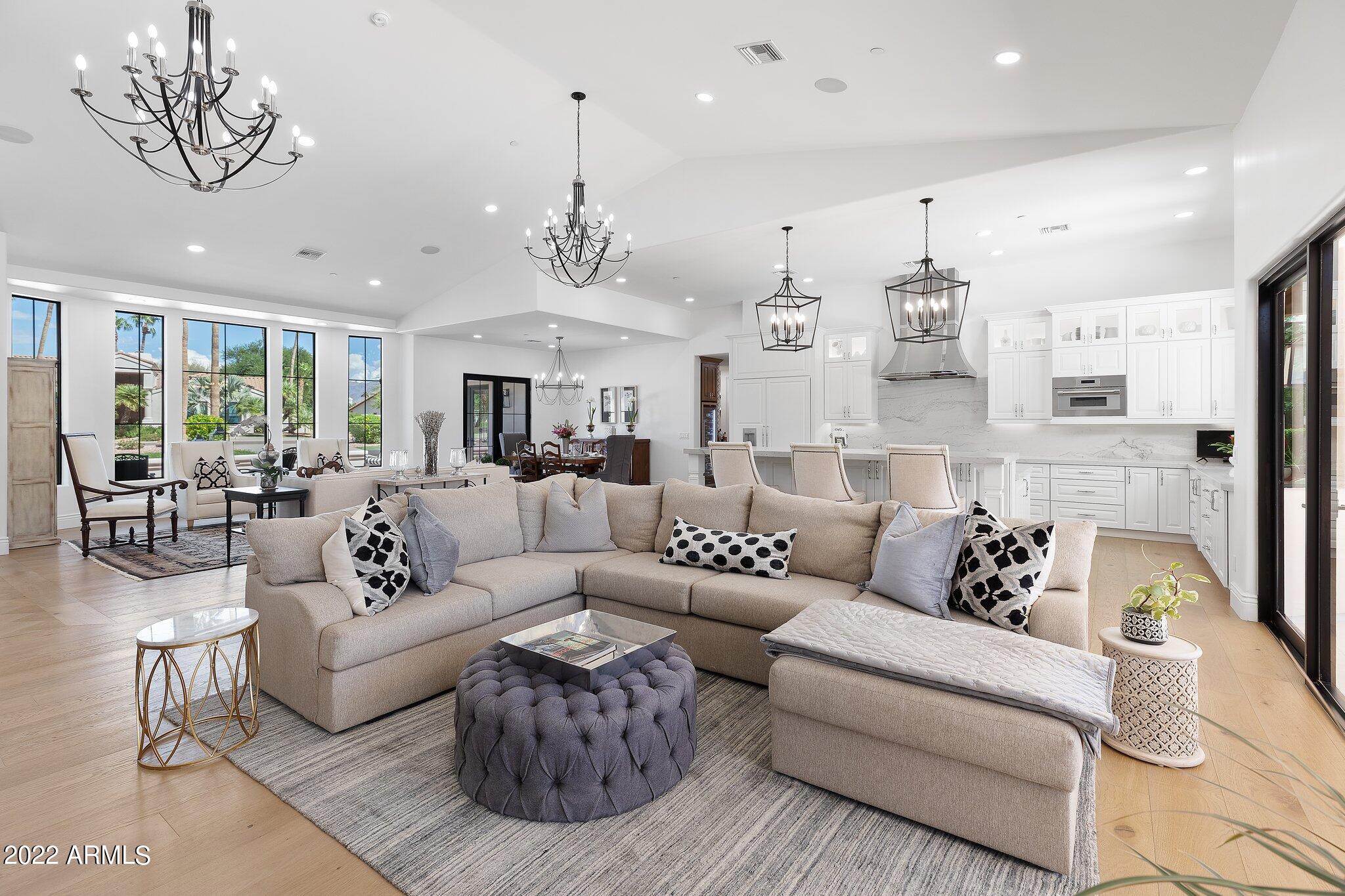 VILLA CAPISTRANO 2 LOT 1-40 - Residential