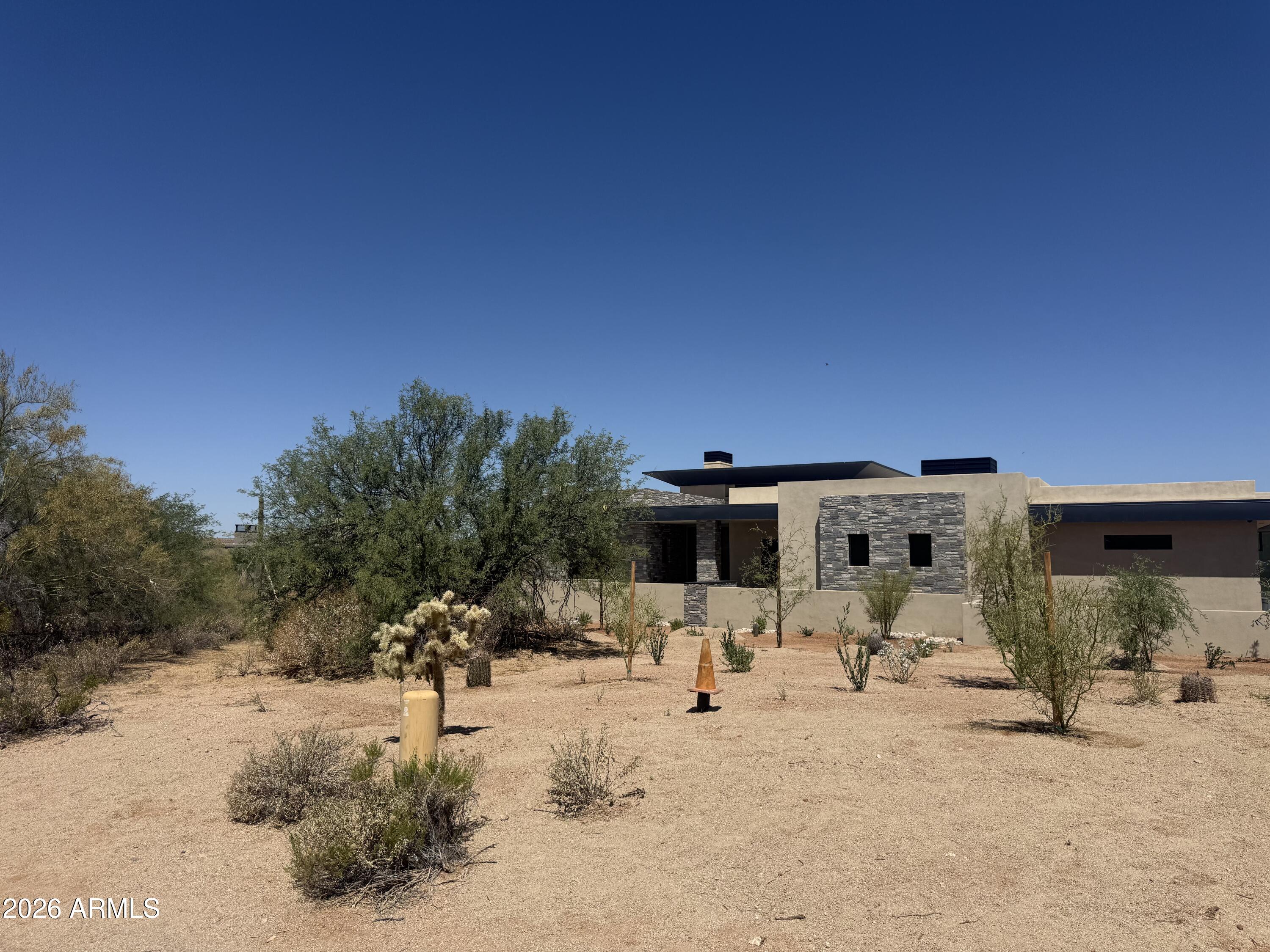 WHISPER ROCK UNIT 1 - Residential