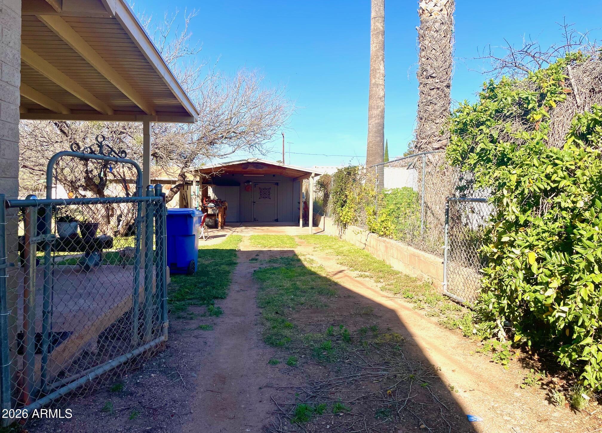 MIRAMONTE ACRES - Residential
