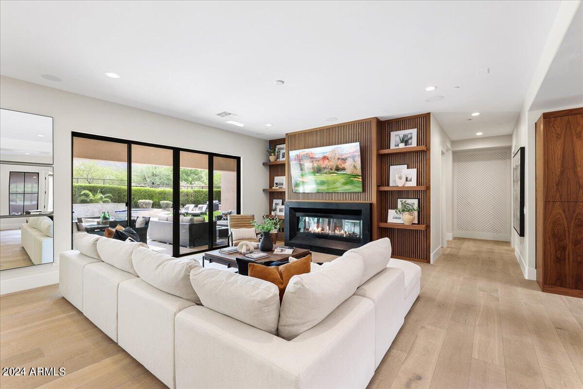 WINDGATE RANCH - Residential