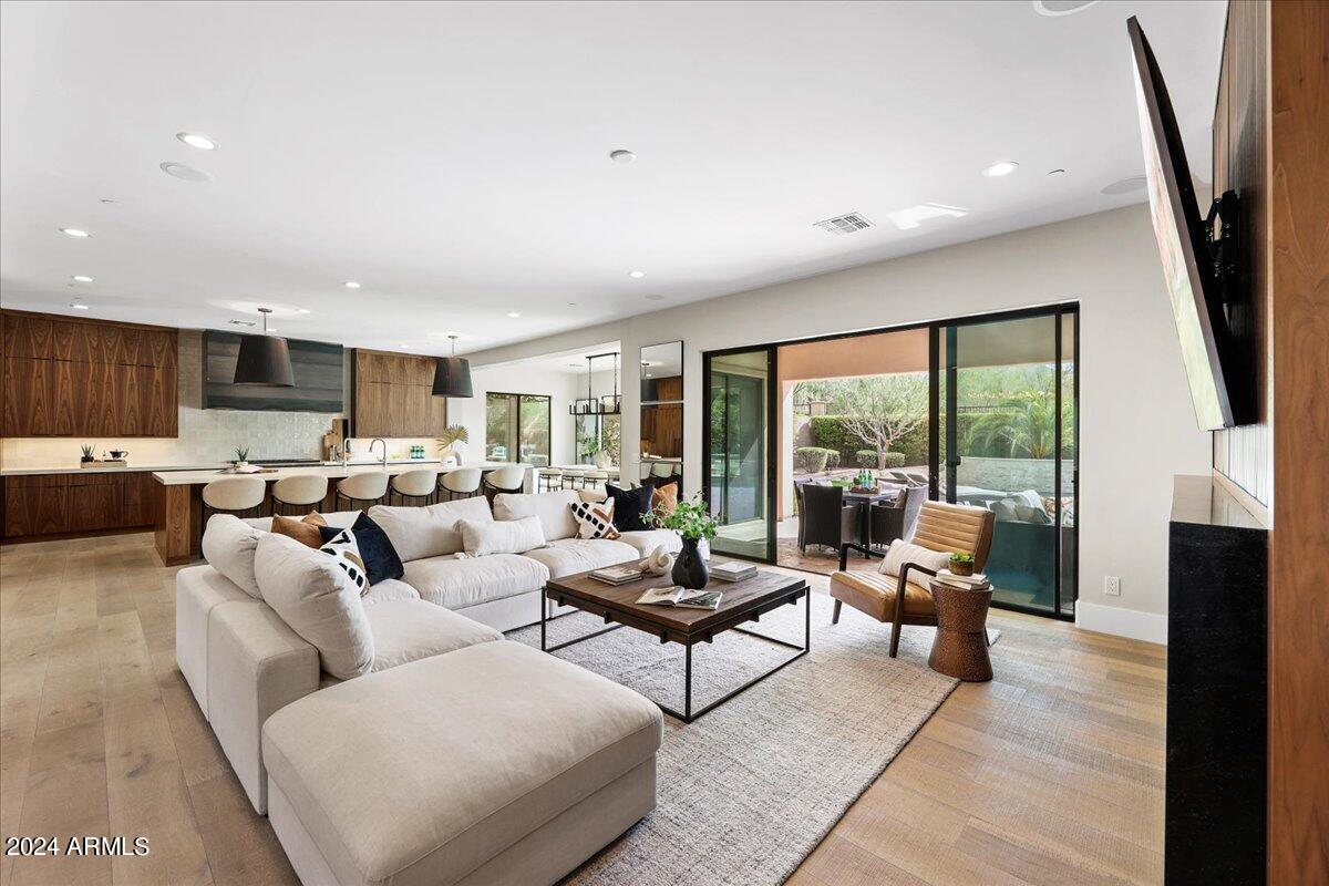WINDGATE RANCH - Residential