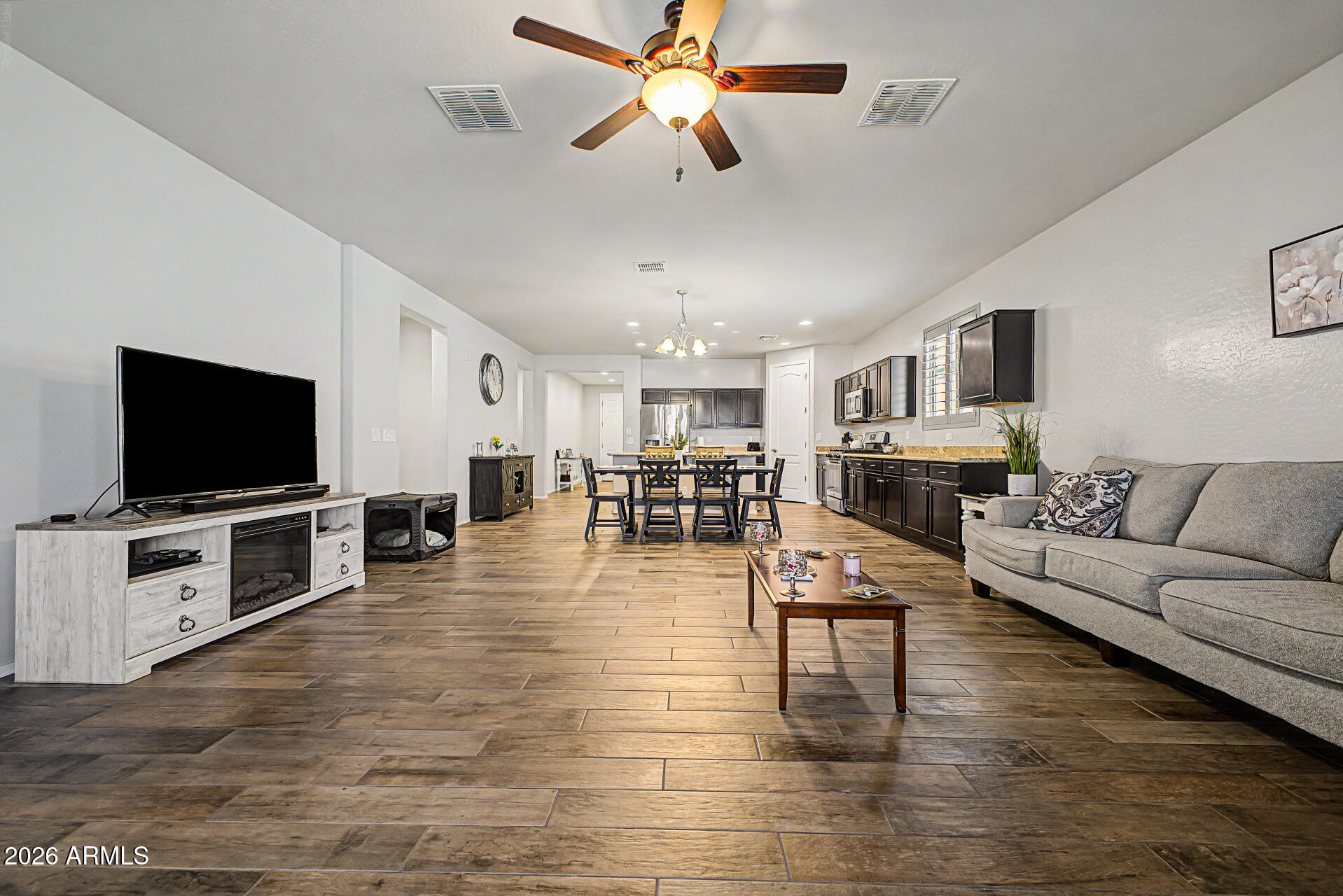 SAN TAN HEIGHTS PARCEL C-4 - Residential