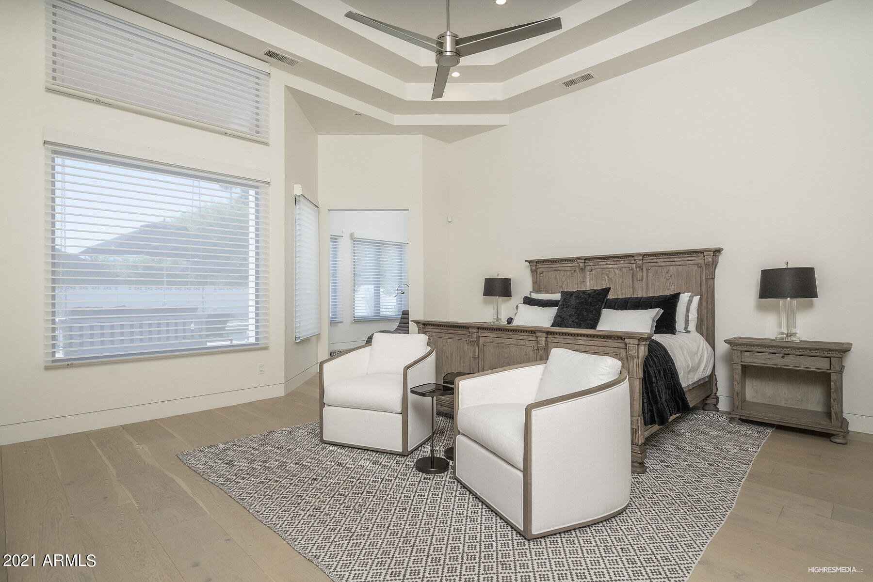 ARCADIA BLK 20 - Residential