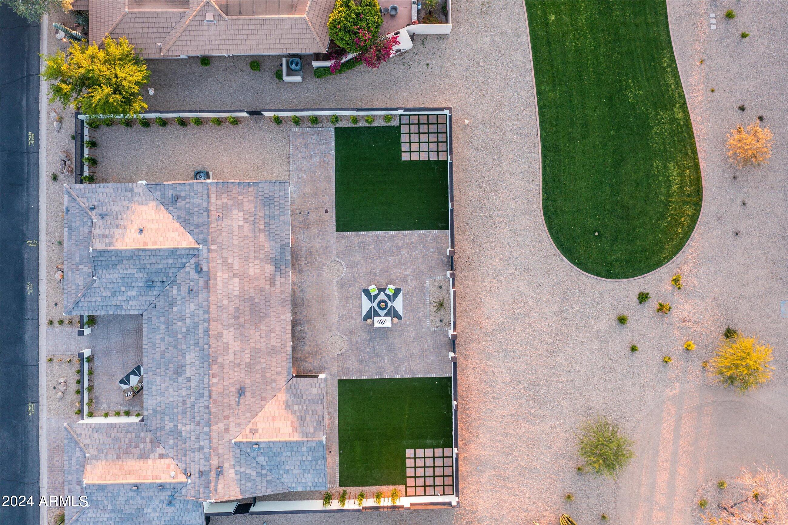 MOUNTAIN SHADOWS RESORT - Residential