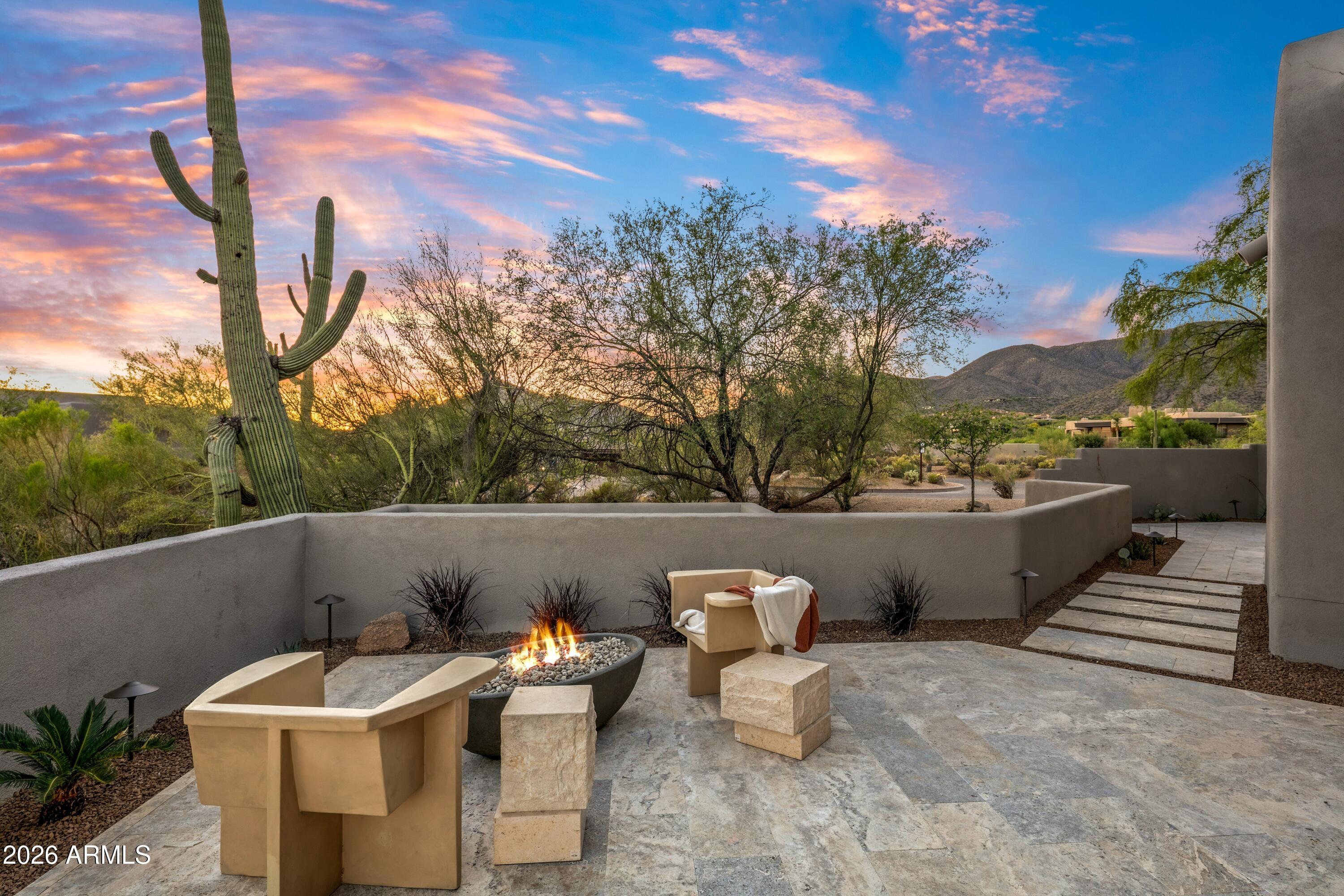 DESERT MOUNTAIN - Residential