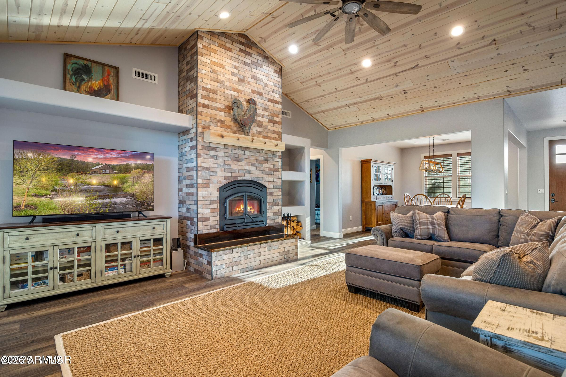 Lakeside - Residential