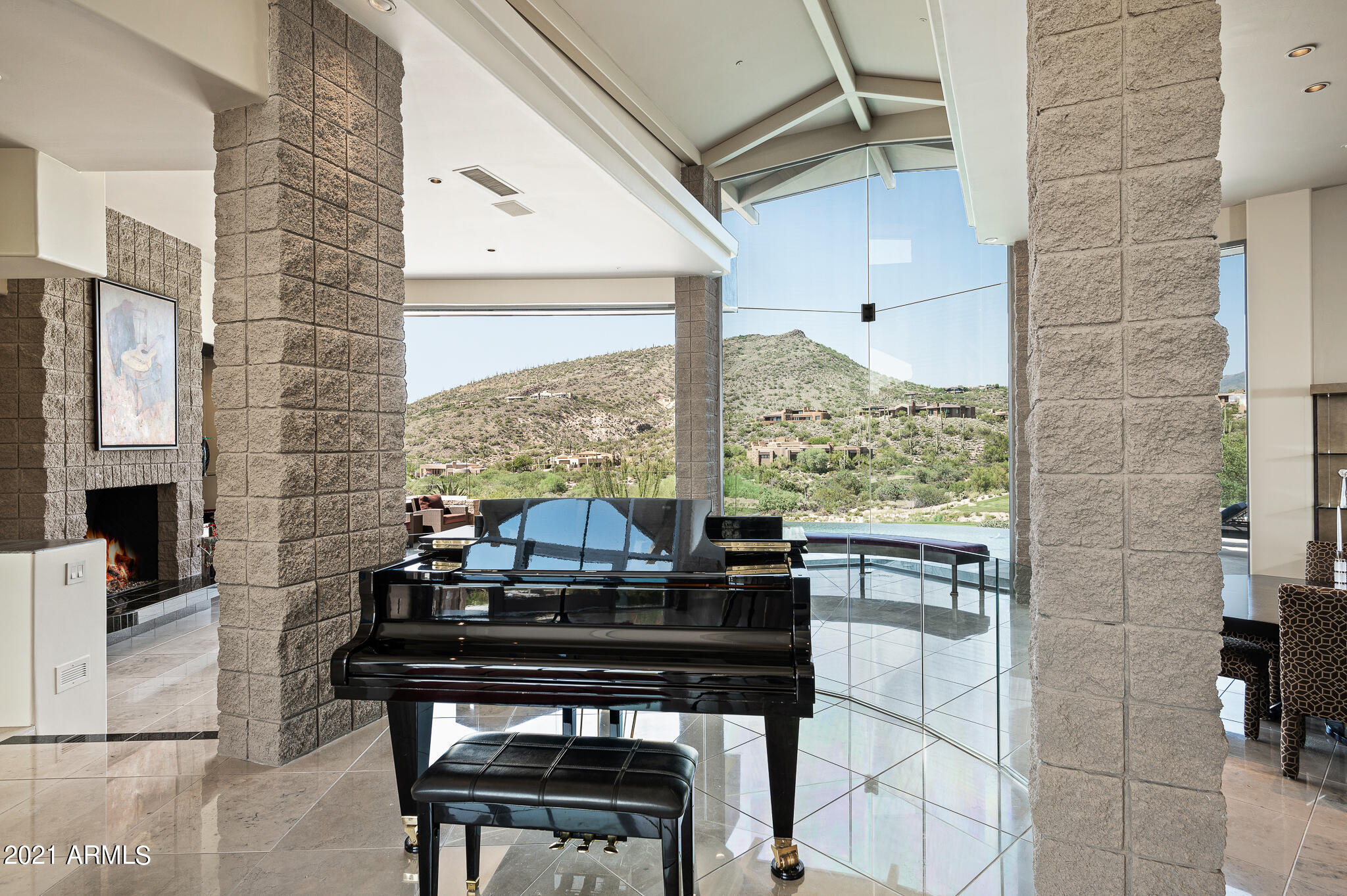 DESERT MOUNTAIN - Residential