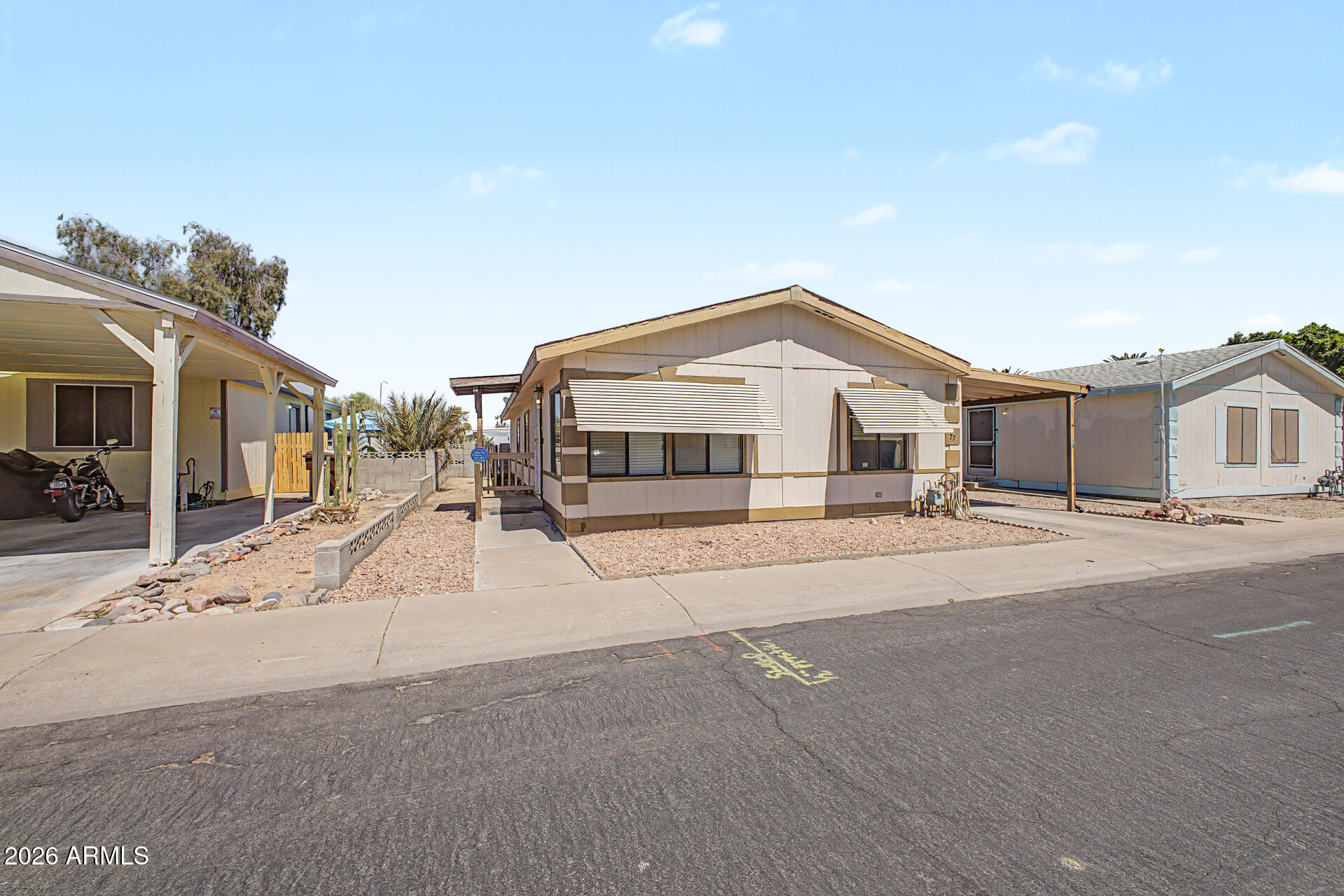 DESERT VISTA PLACE LOT 1-227 TR A-L - Residential