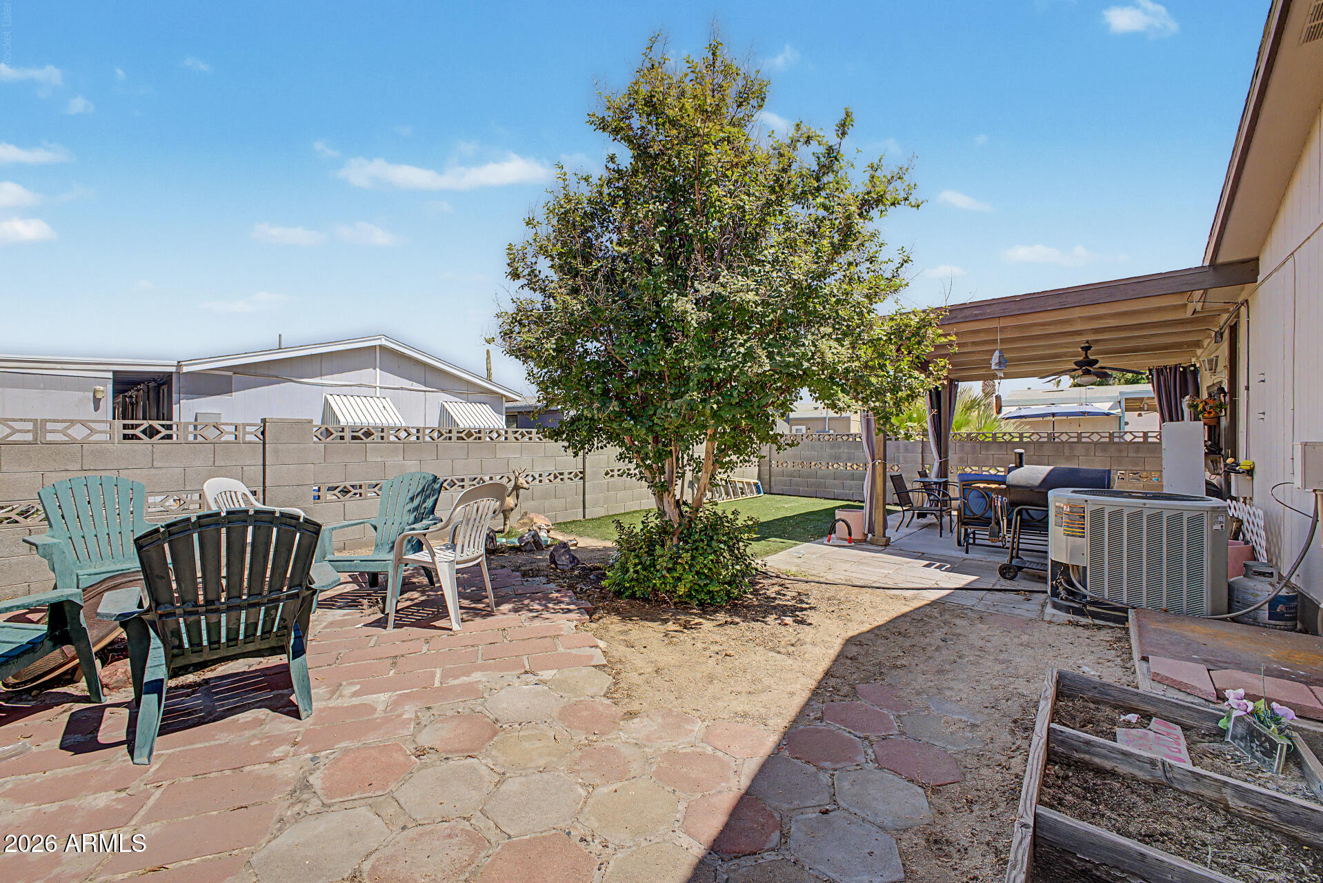 DESERT VISTA PLACE LOT 1-227 TR A-L - Residential