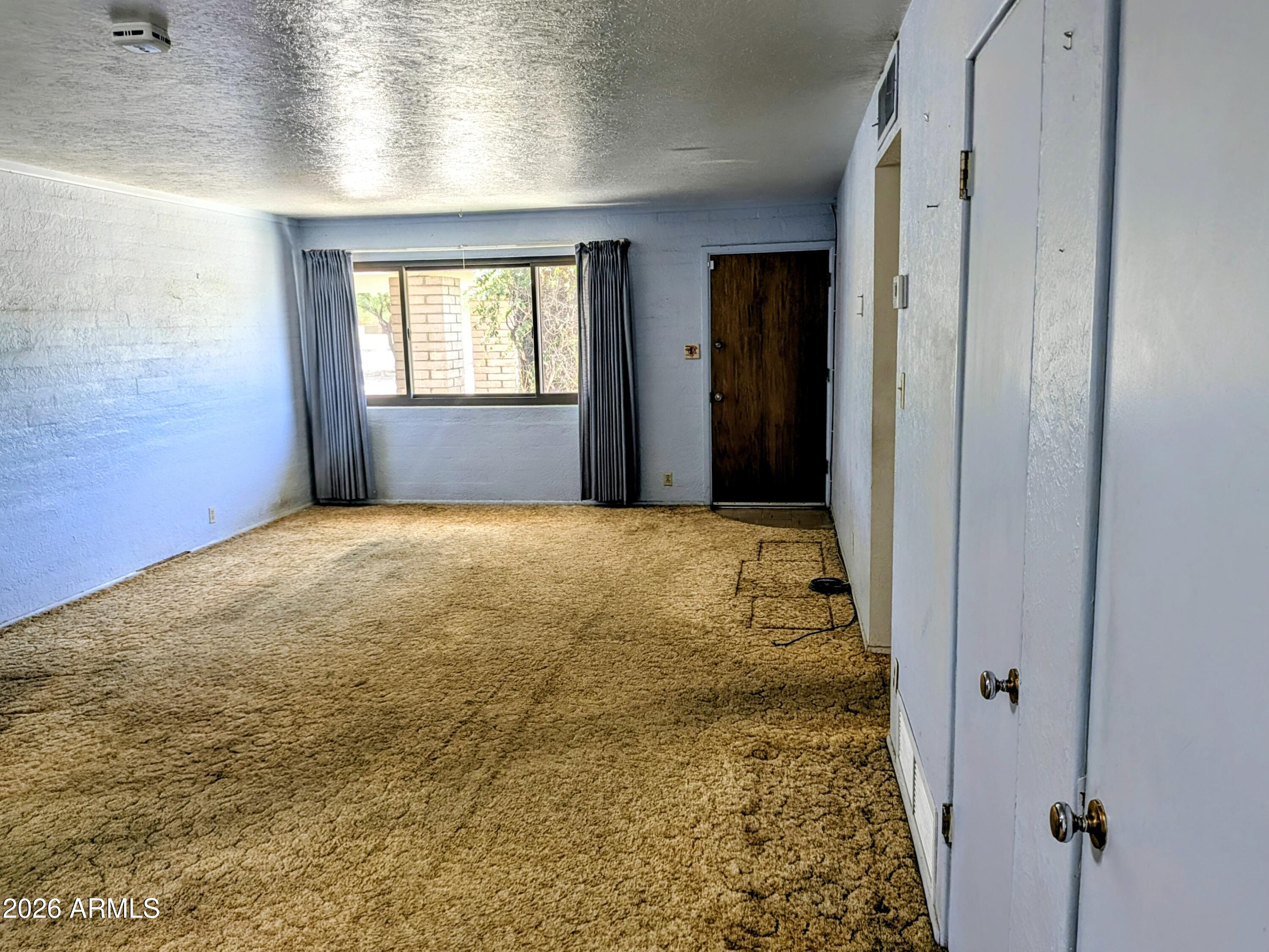 MONTANA HOMES - Residential
