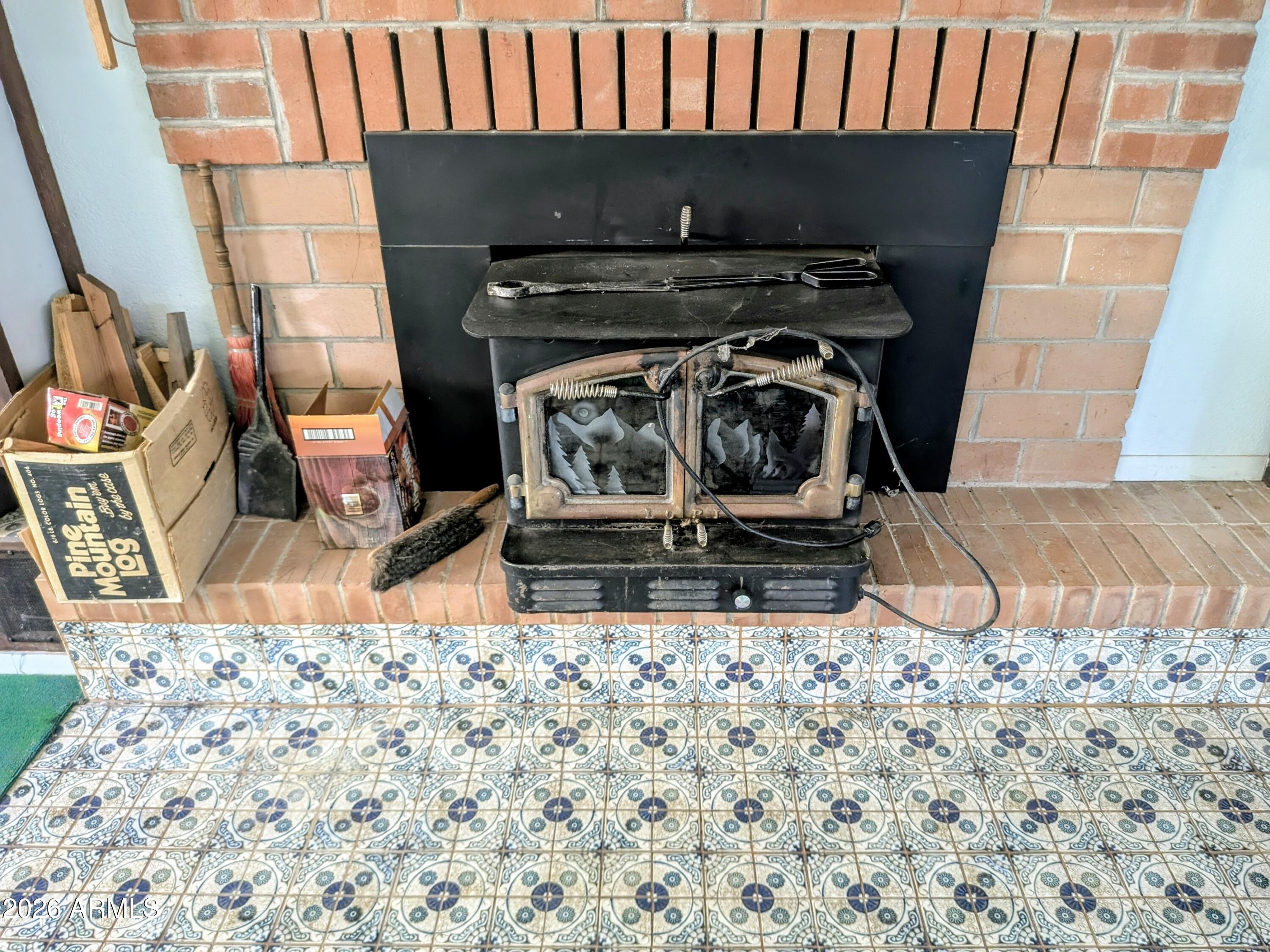 MONTANA HOMES - Residential