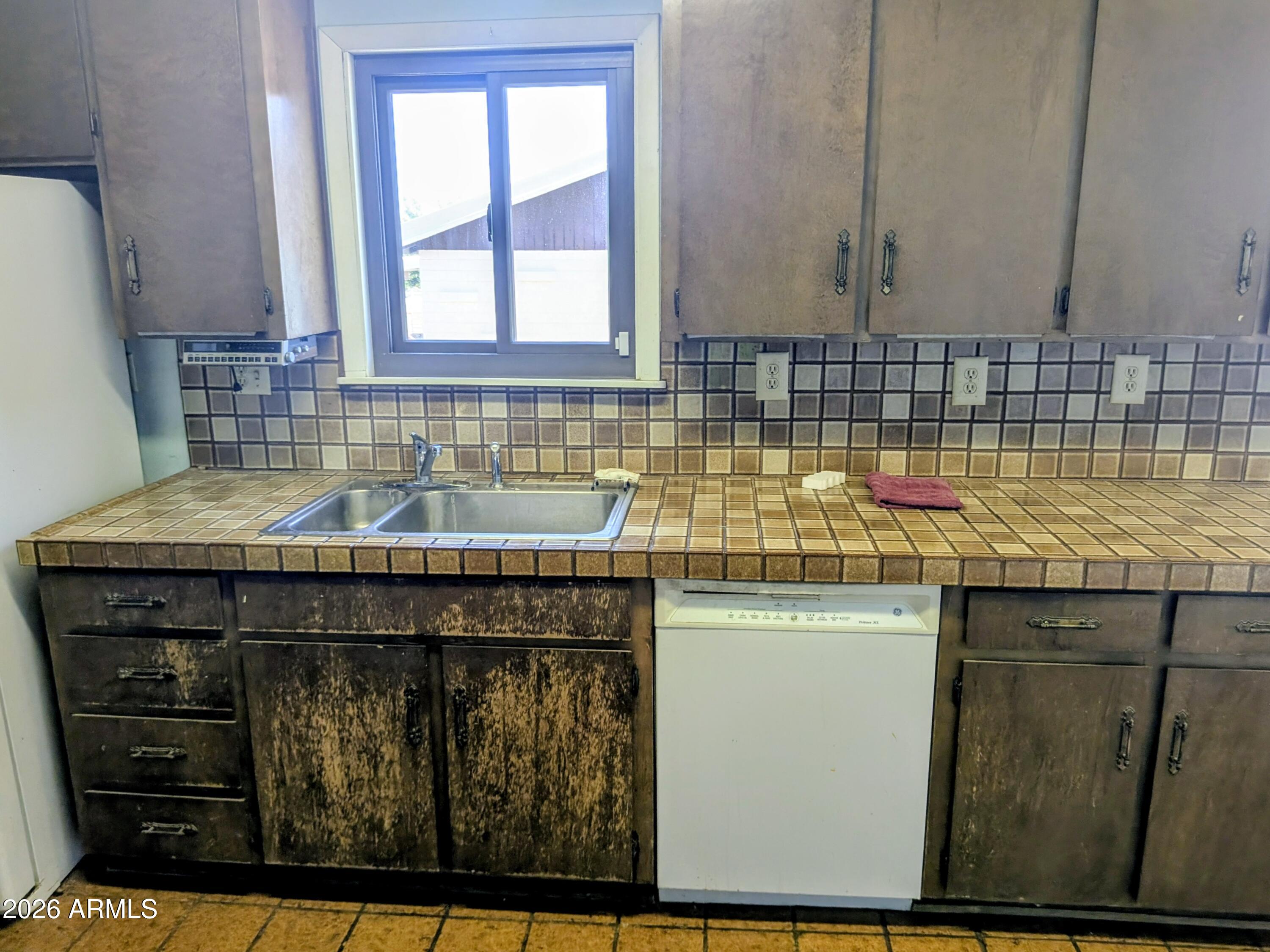 MONTANA HOMES - Residential