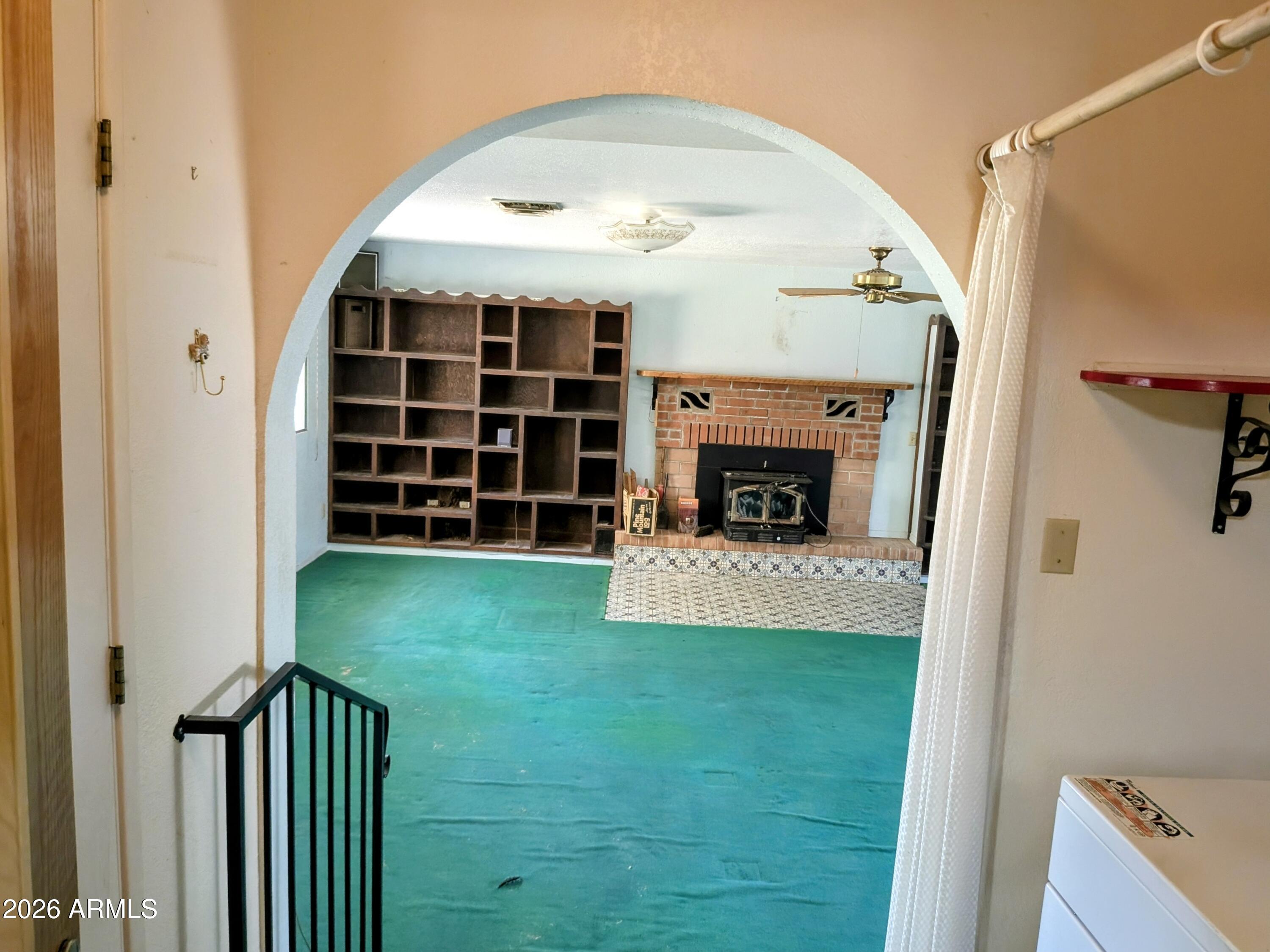 MONTANA HOMES - Residential