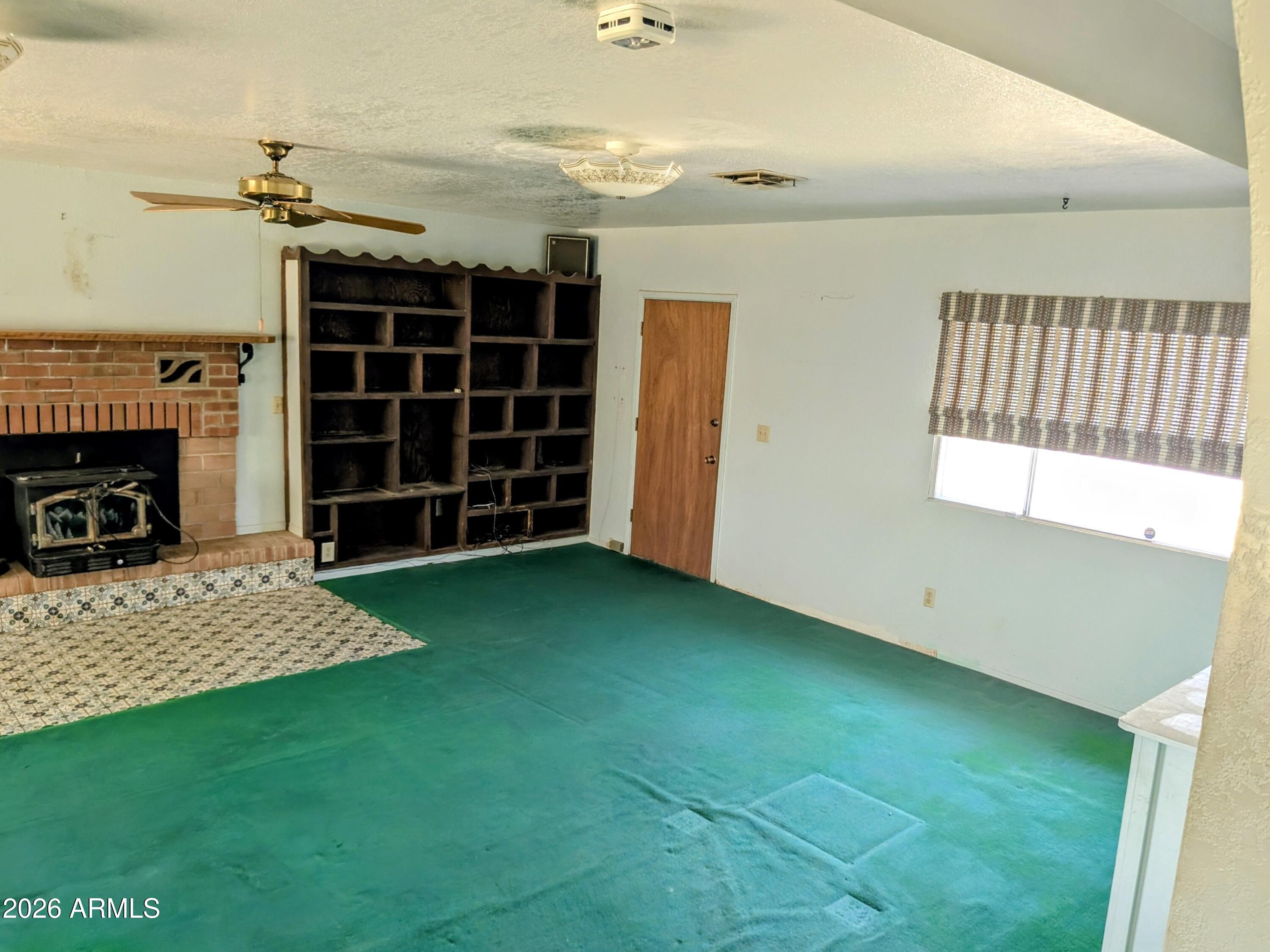 MONTANA HOMES - Residential