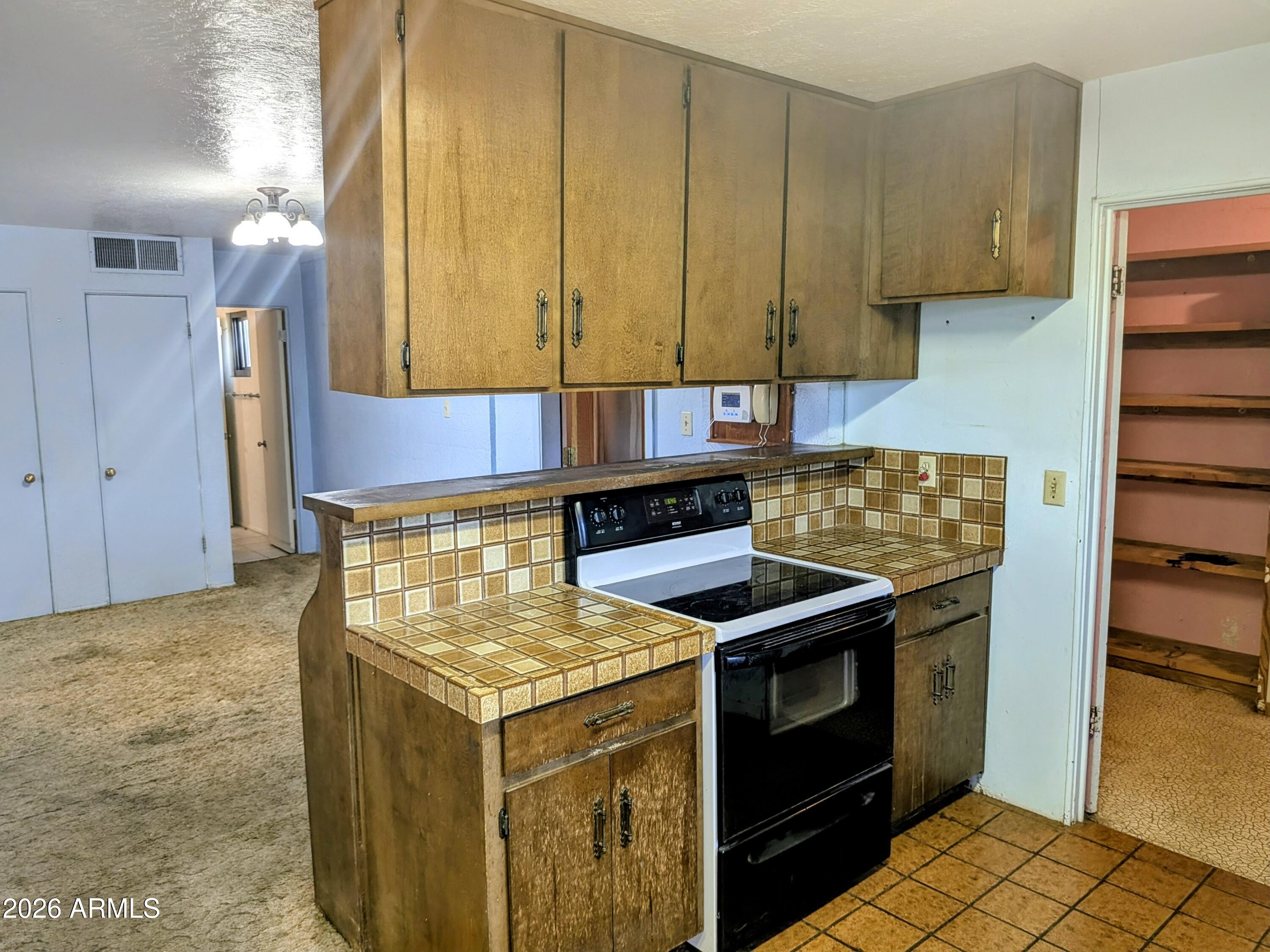 MONTANA HOMES - Residential
