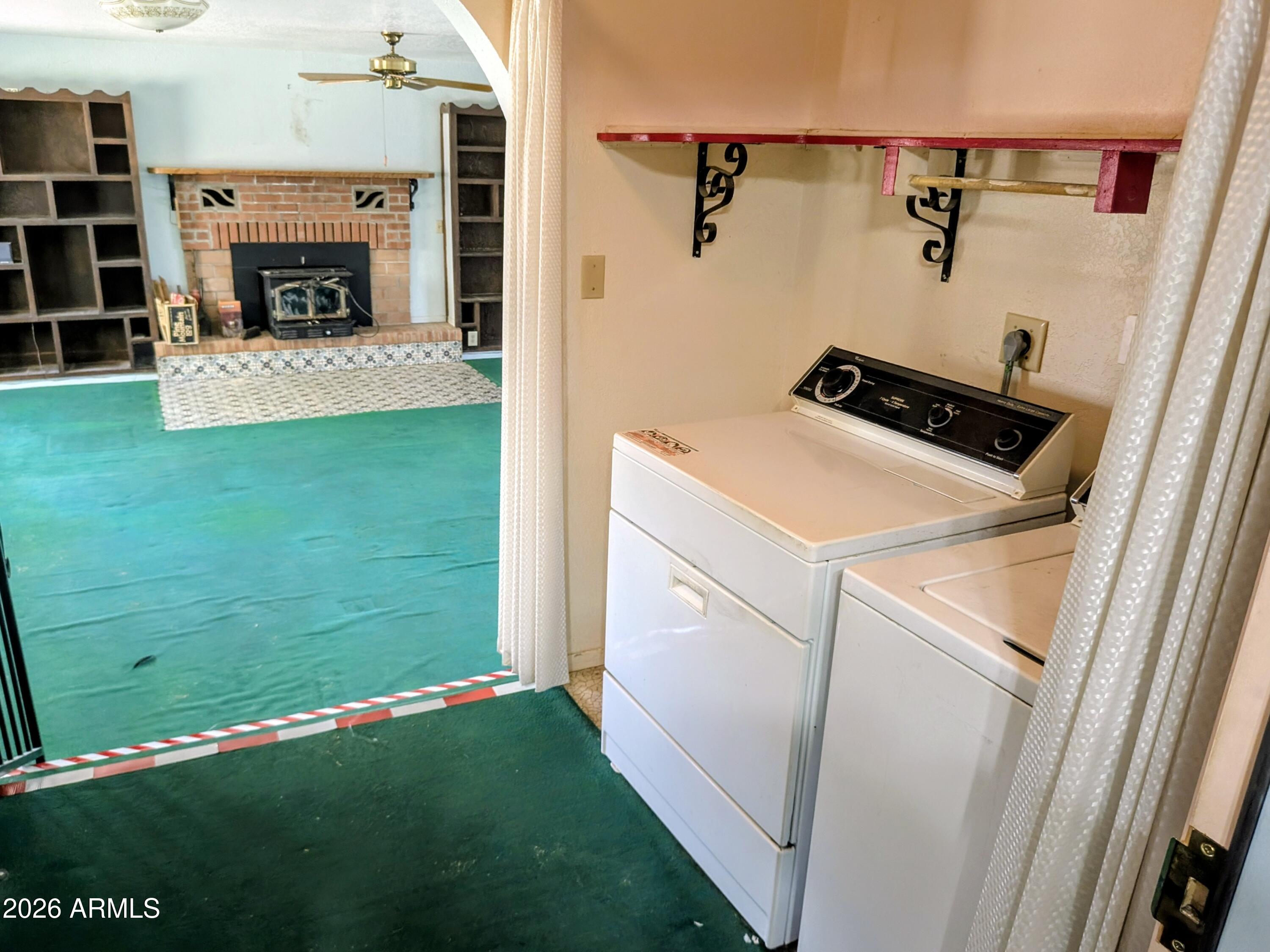 MONTANA HOMES - Residential