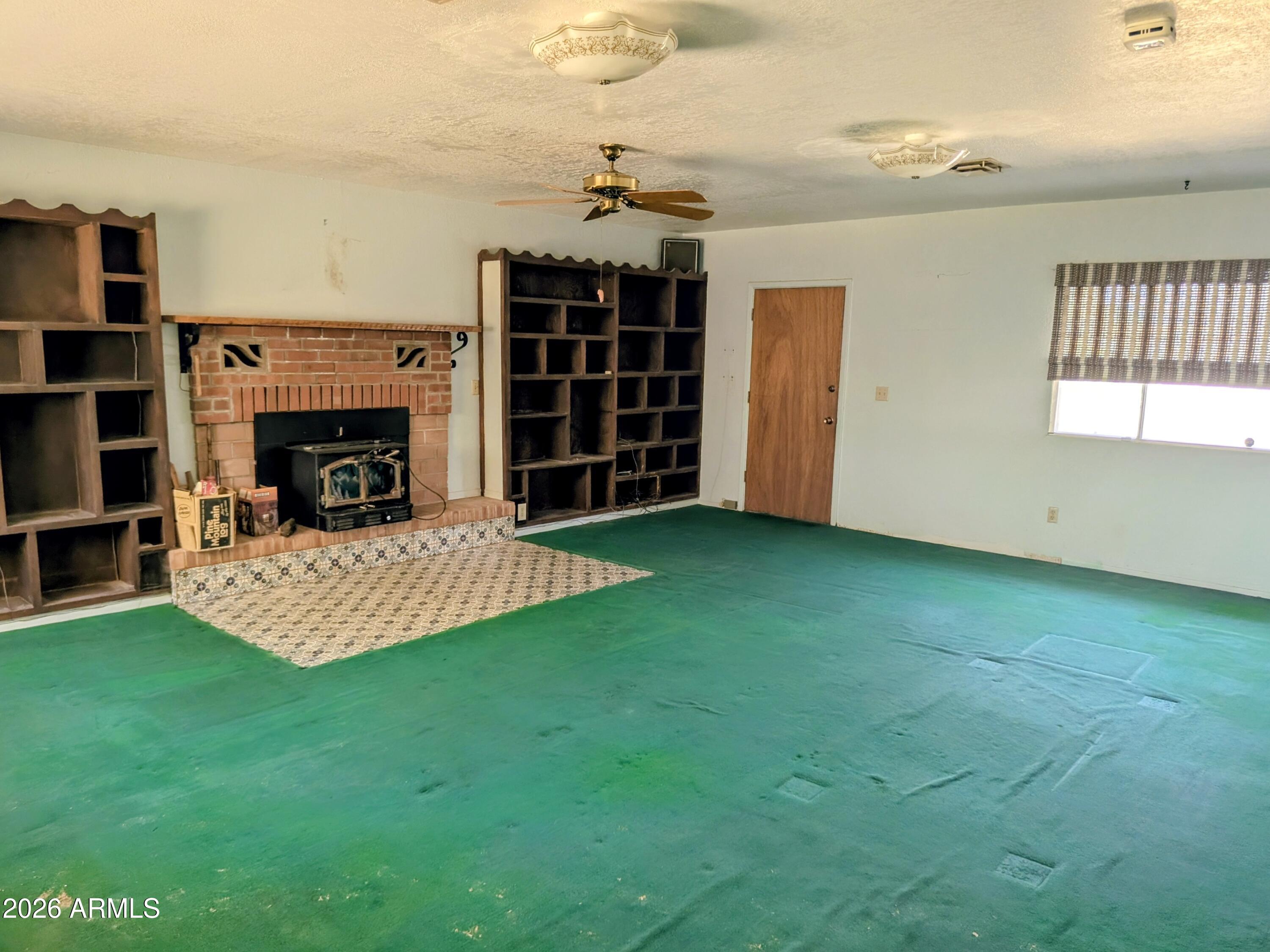 MONTANA HOMES - Residential