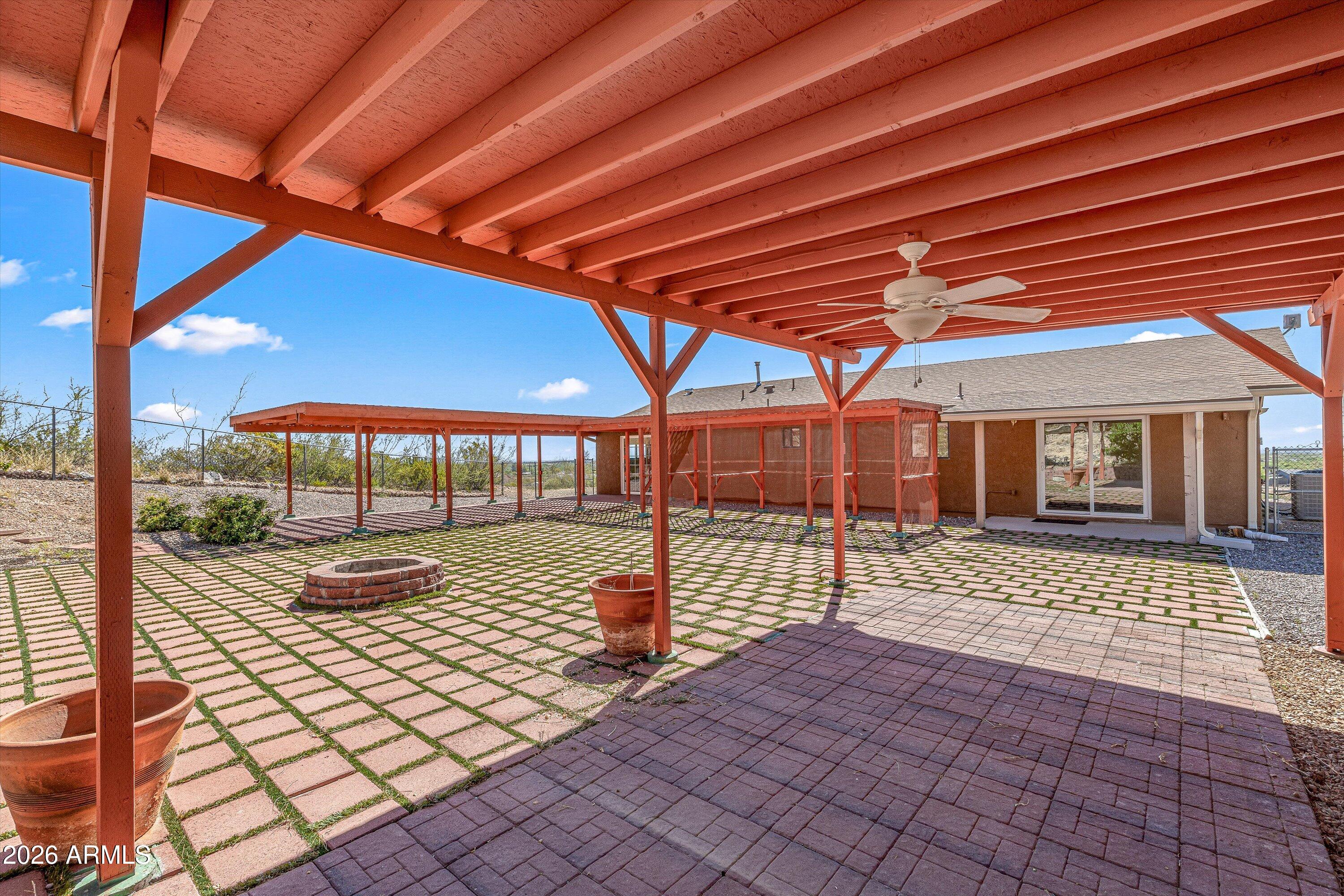 RANCHO DE LA SIERRAS - Residential