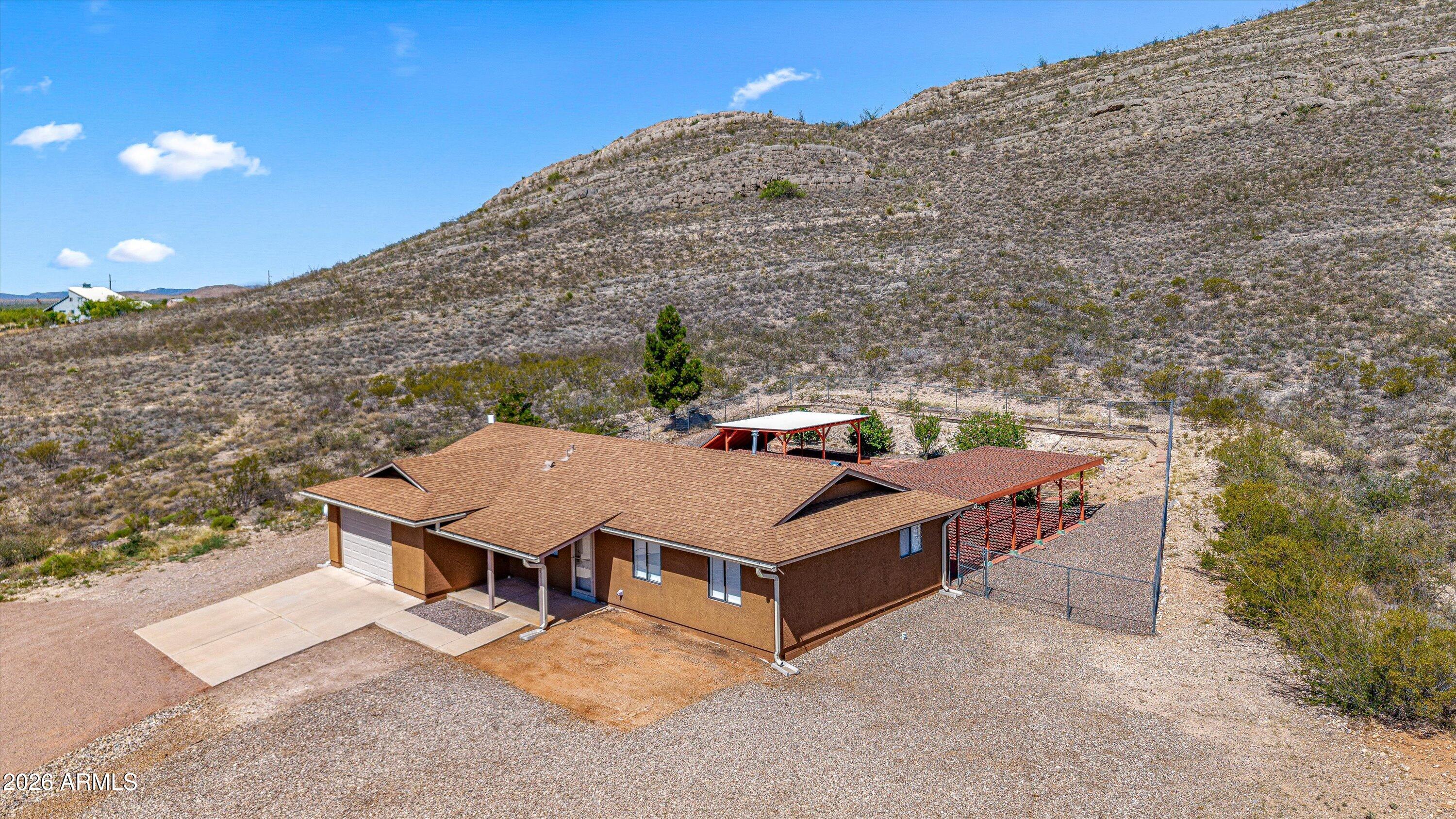 RANCHO DE LA SIERRAS - Residential