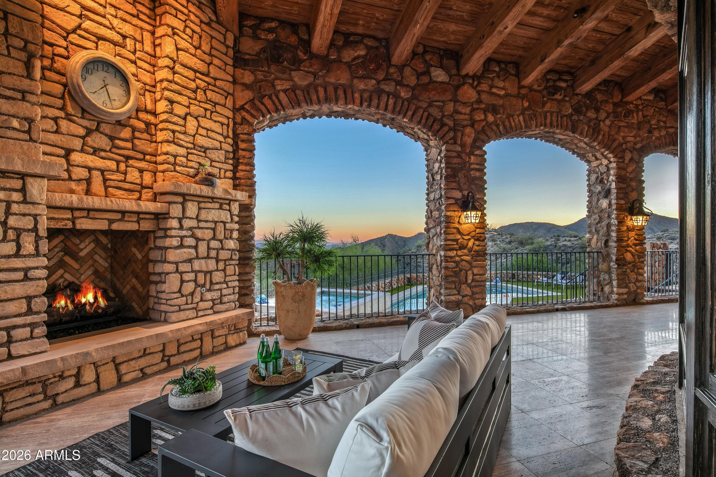 DESERT MOUNTAIN - Residential