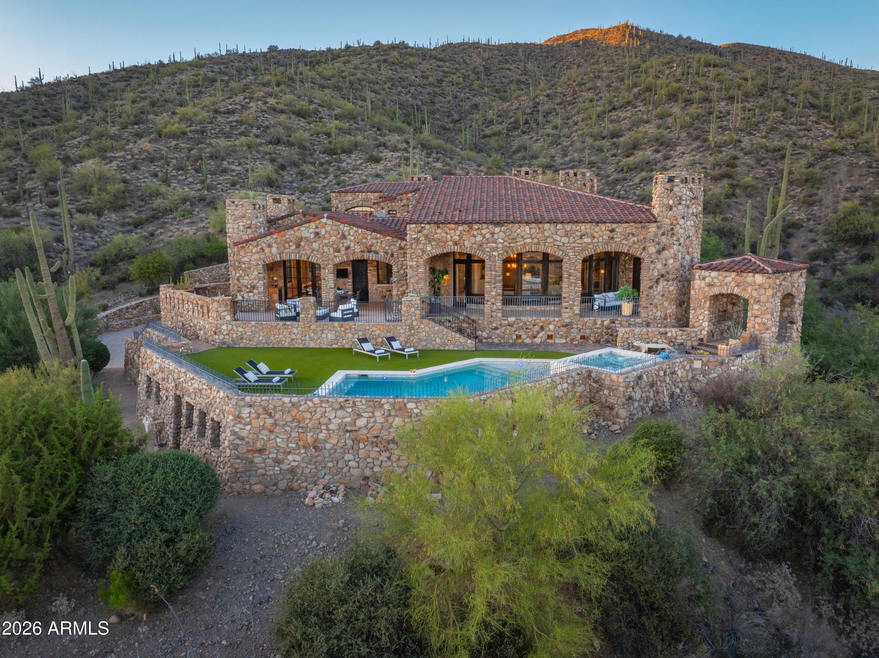 DESERT MOUNTAIN - Residential