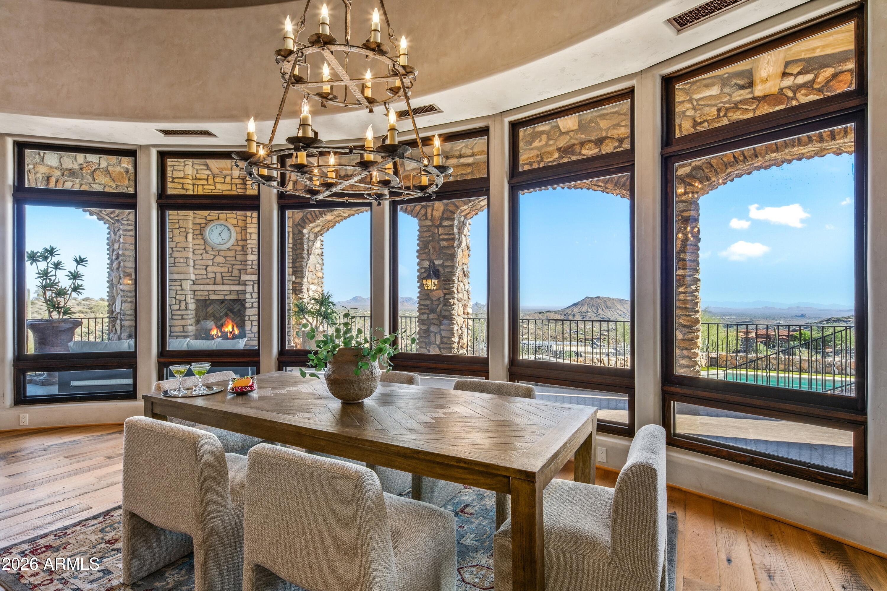 DESERT MOUNTAIN - Residential