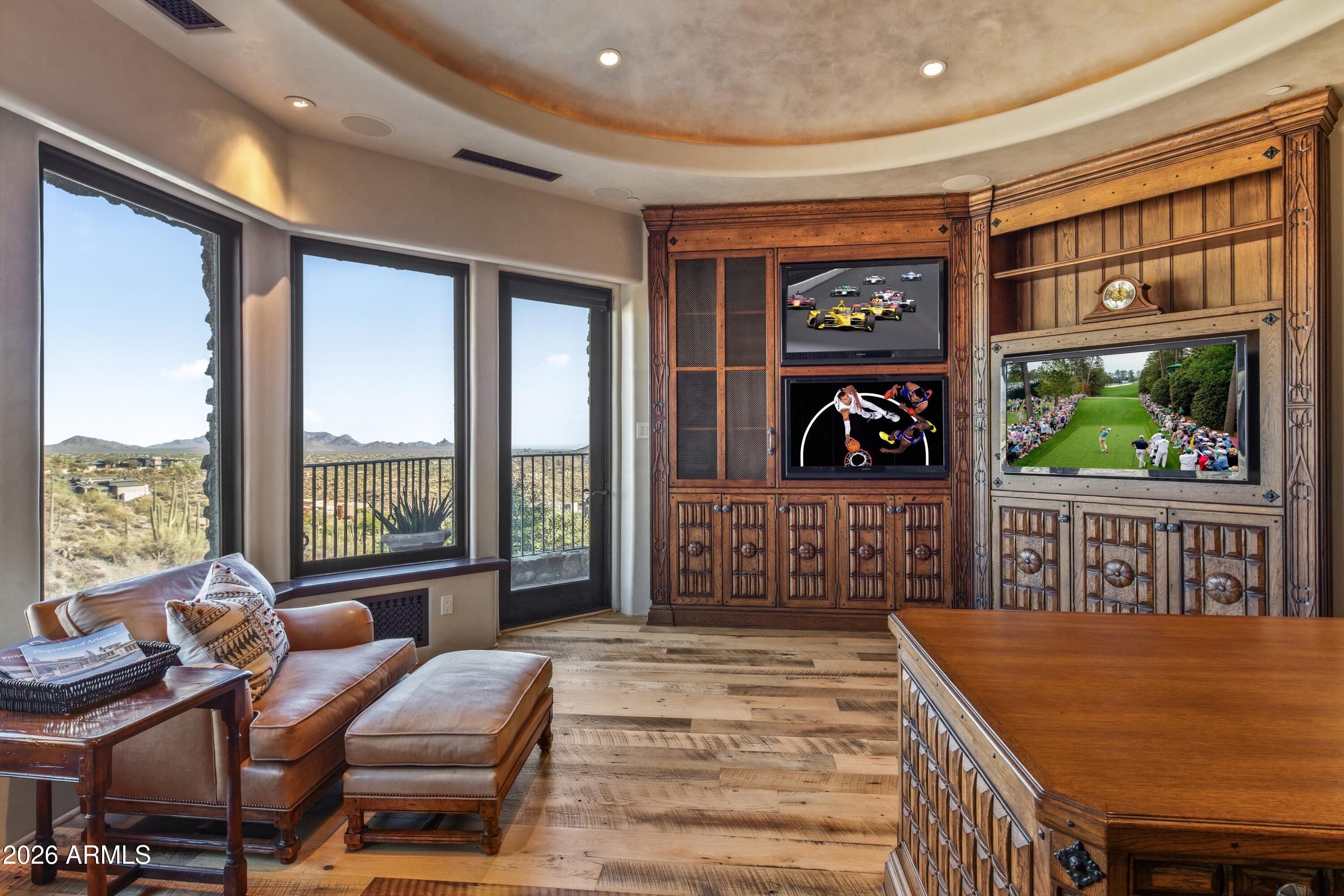 DESERT MOUNTAIN - Residential